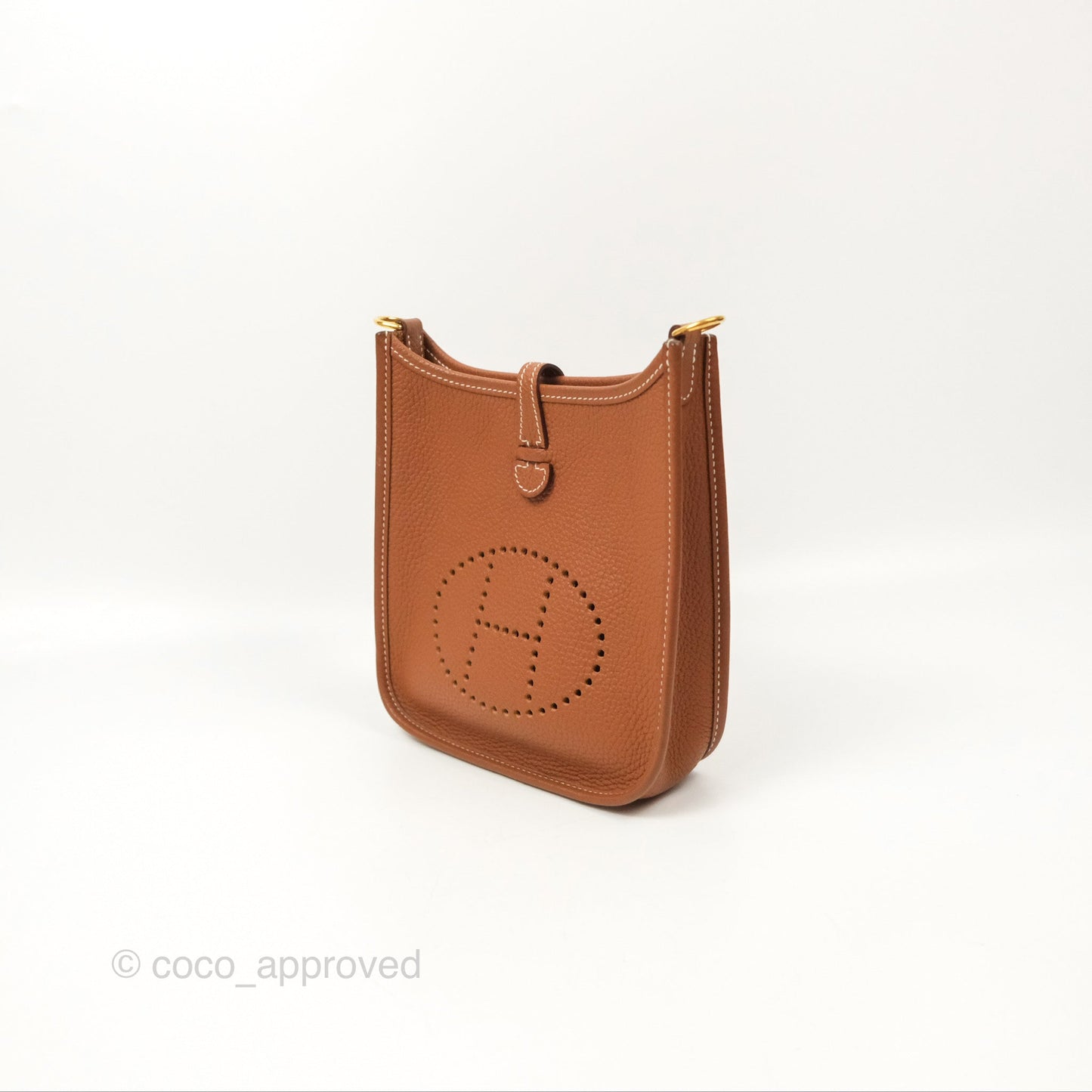 Hermès Mini Evelyne 16 Gold Clemence Gold Hardware