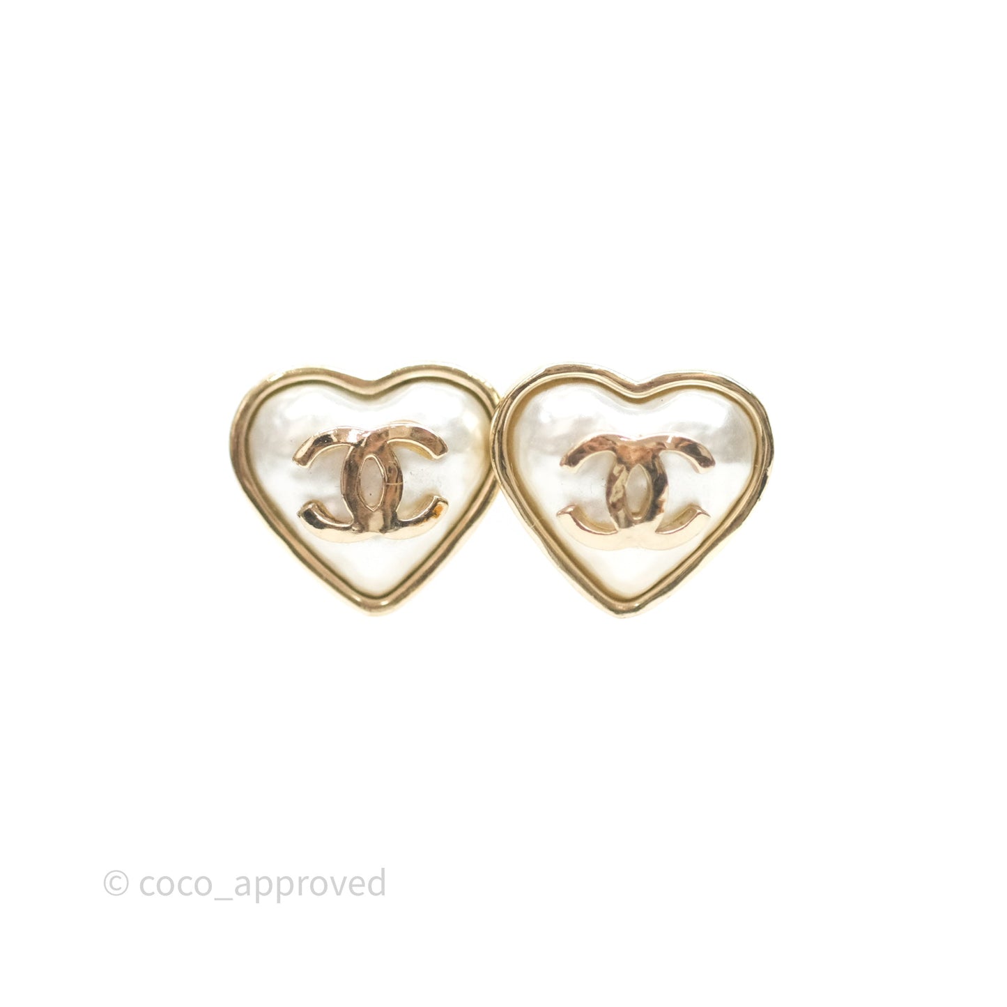 Chanel Pearl CC Heart Earrings Gold Tone 22C