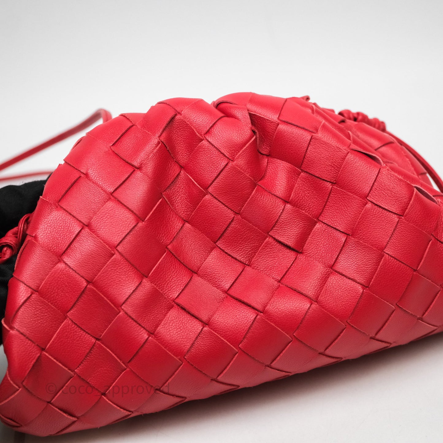 Bottega Veneta Mini Pouch Red Intrecciato Lambskin