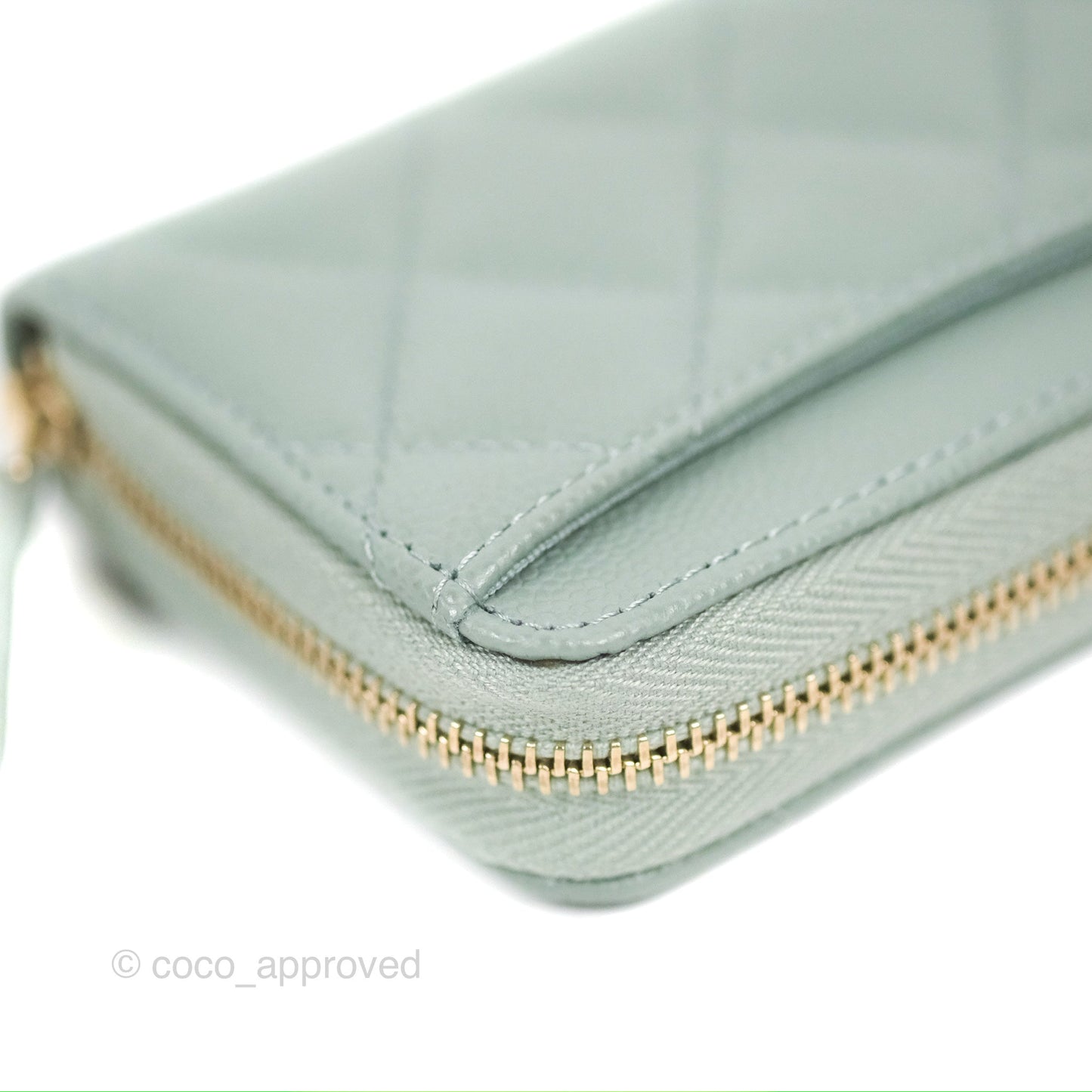 Chanel Classic Quilted Zipped Coin Purse Tiffany Green Caviar Gold Hardware