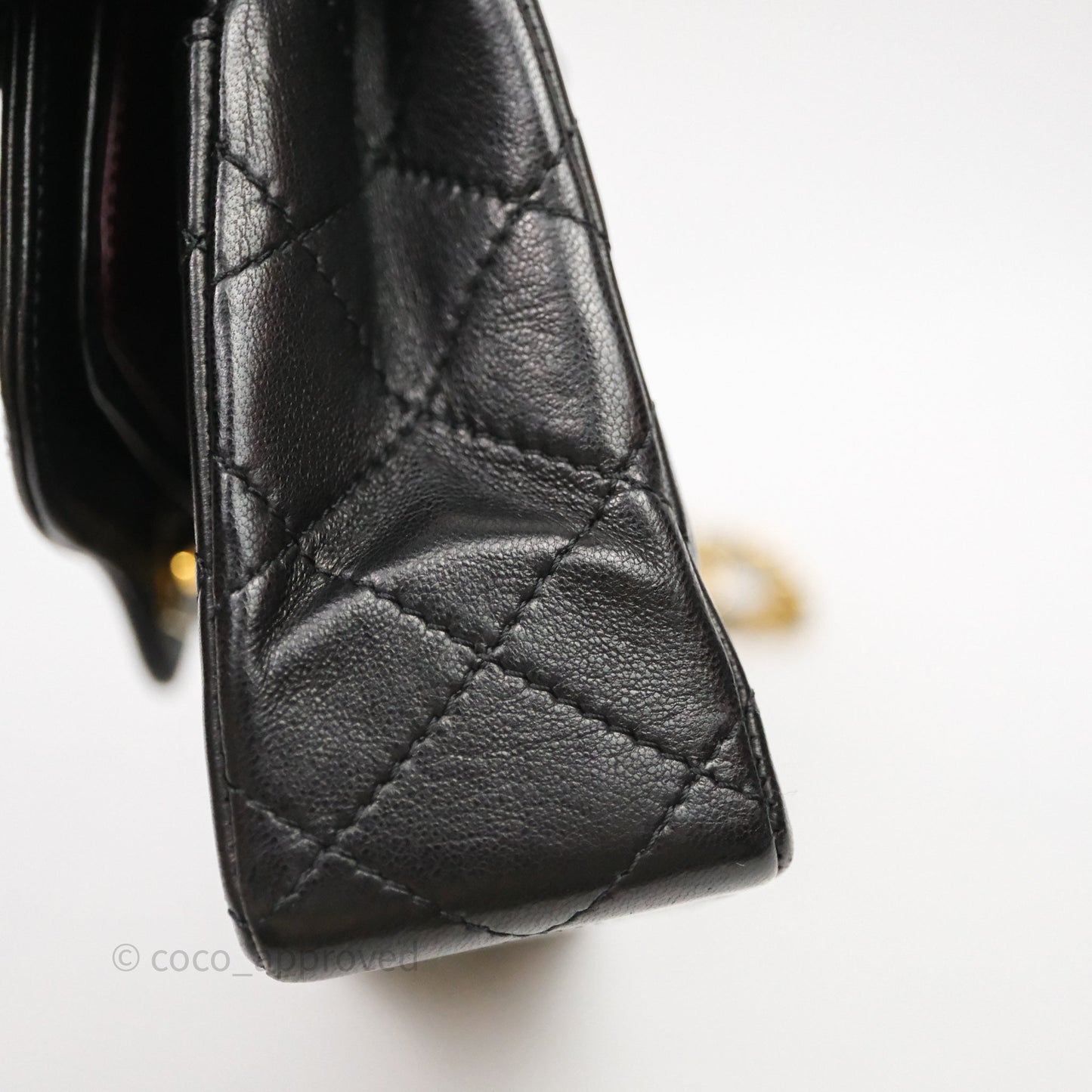 Chanel Quilted Vintage Flap Bag Lambskin Black 24K Gold Hardware
