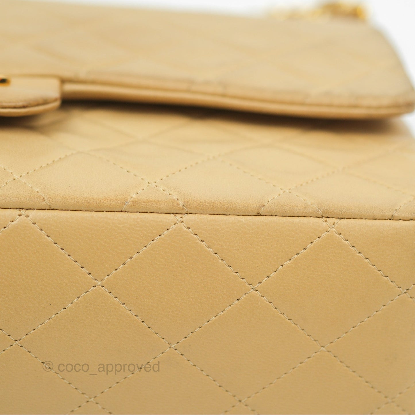 Chanel Vintage Medium Classic Flap Beige Lambskin 24K Gold Hardware