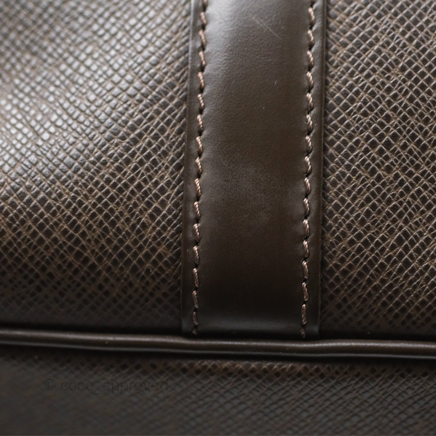 Louis Vuitton Vintage Kendall PM in Brown Taiga Leather