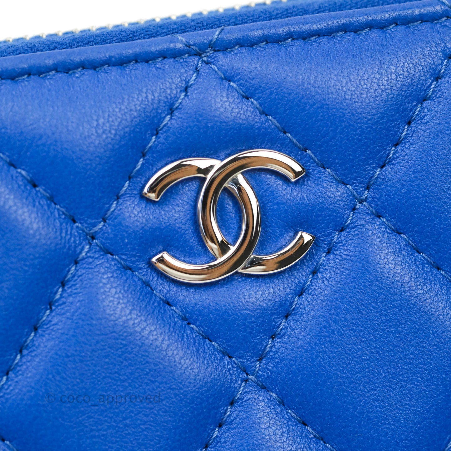 Chanel Classic Quilted Medium Zip Wallet Blue Lambskin Silver Hardware