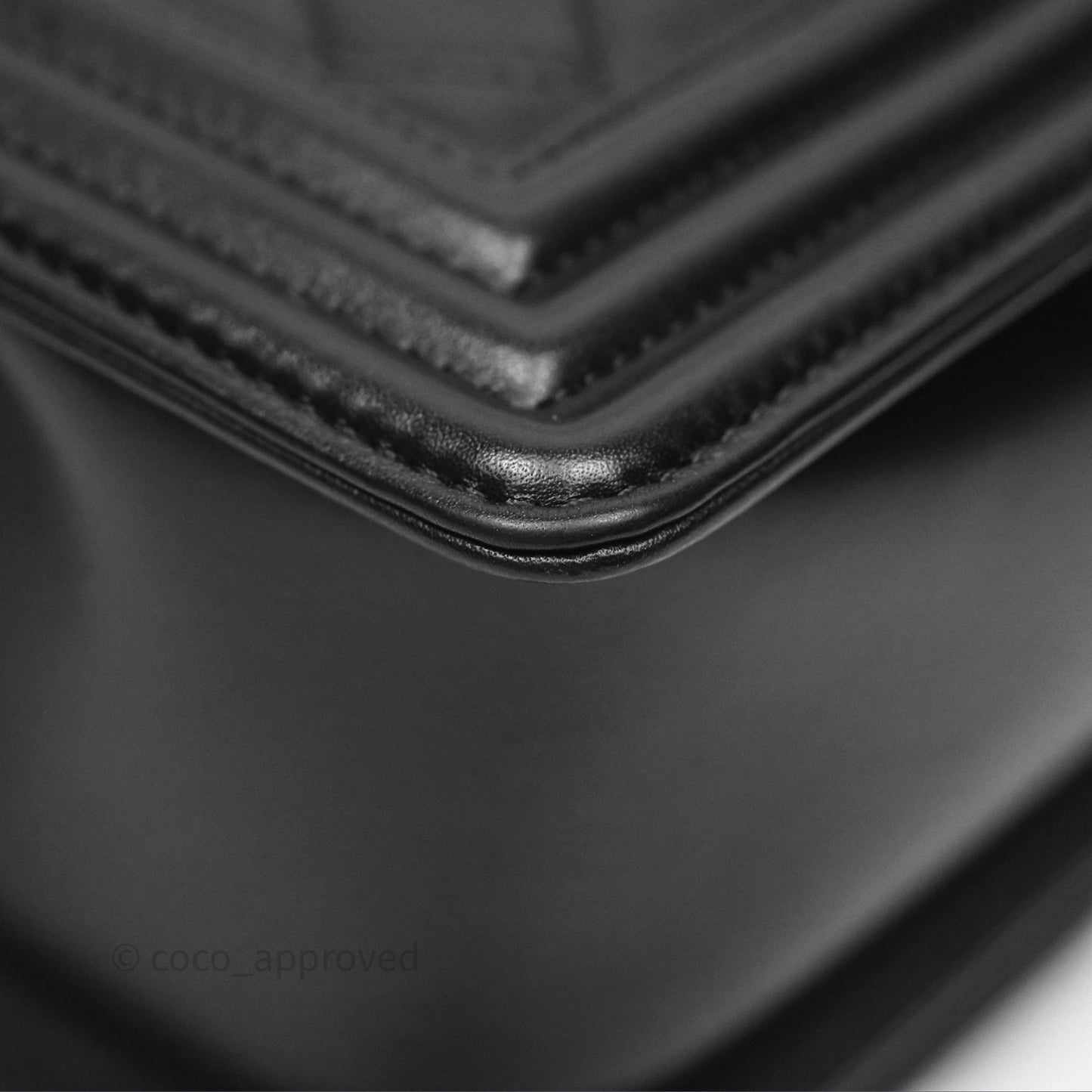 Chanel Quilted Medium Boy Black Calfskin Ruthenium Hardware
