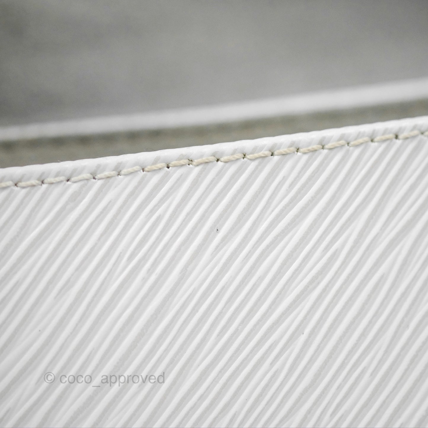 Louis Vuitton Locky BB White Epi