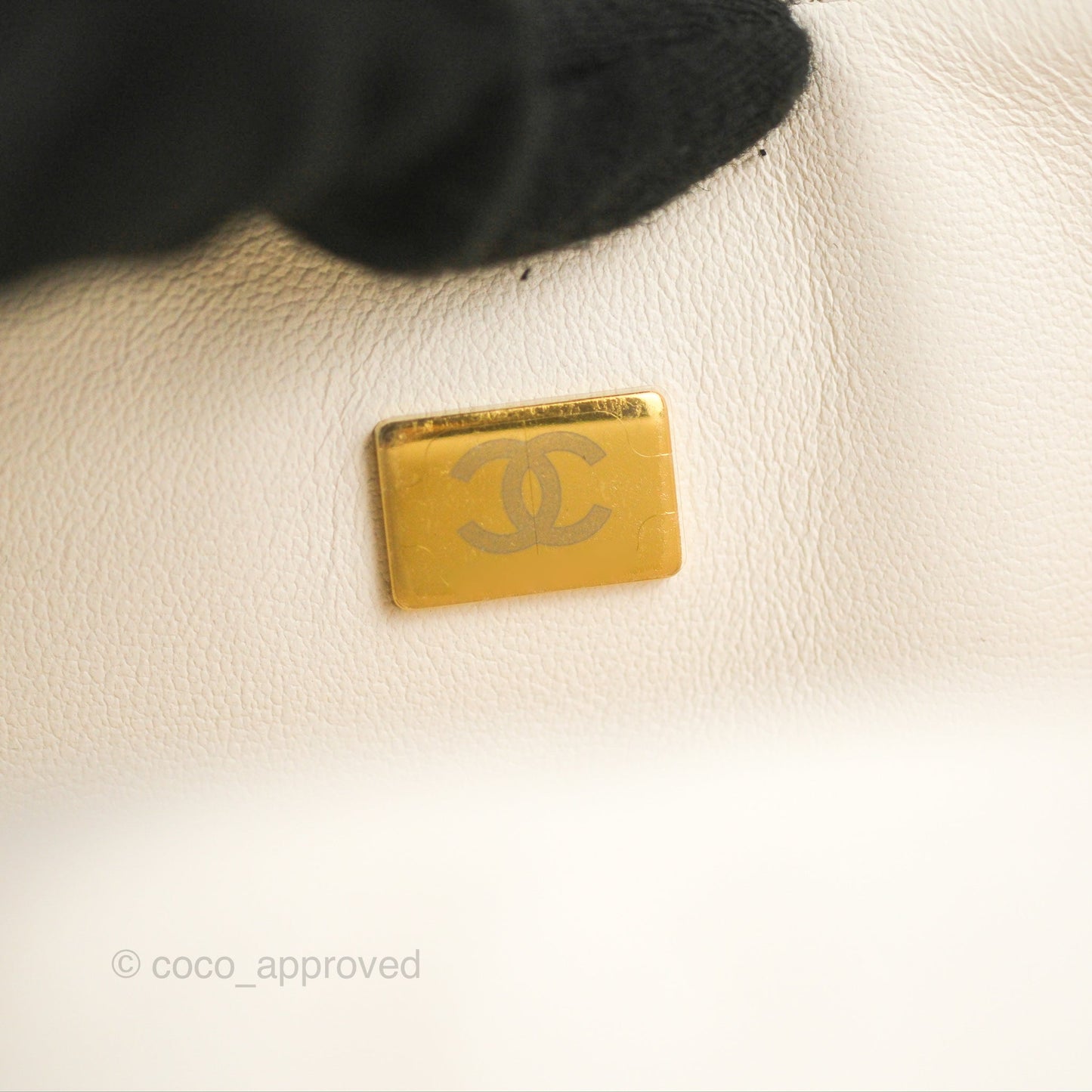 Chanel Classic M/L Medium Flap Quilted White Caviar Gold Hardware