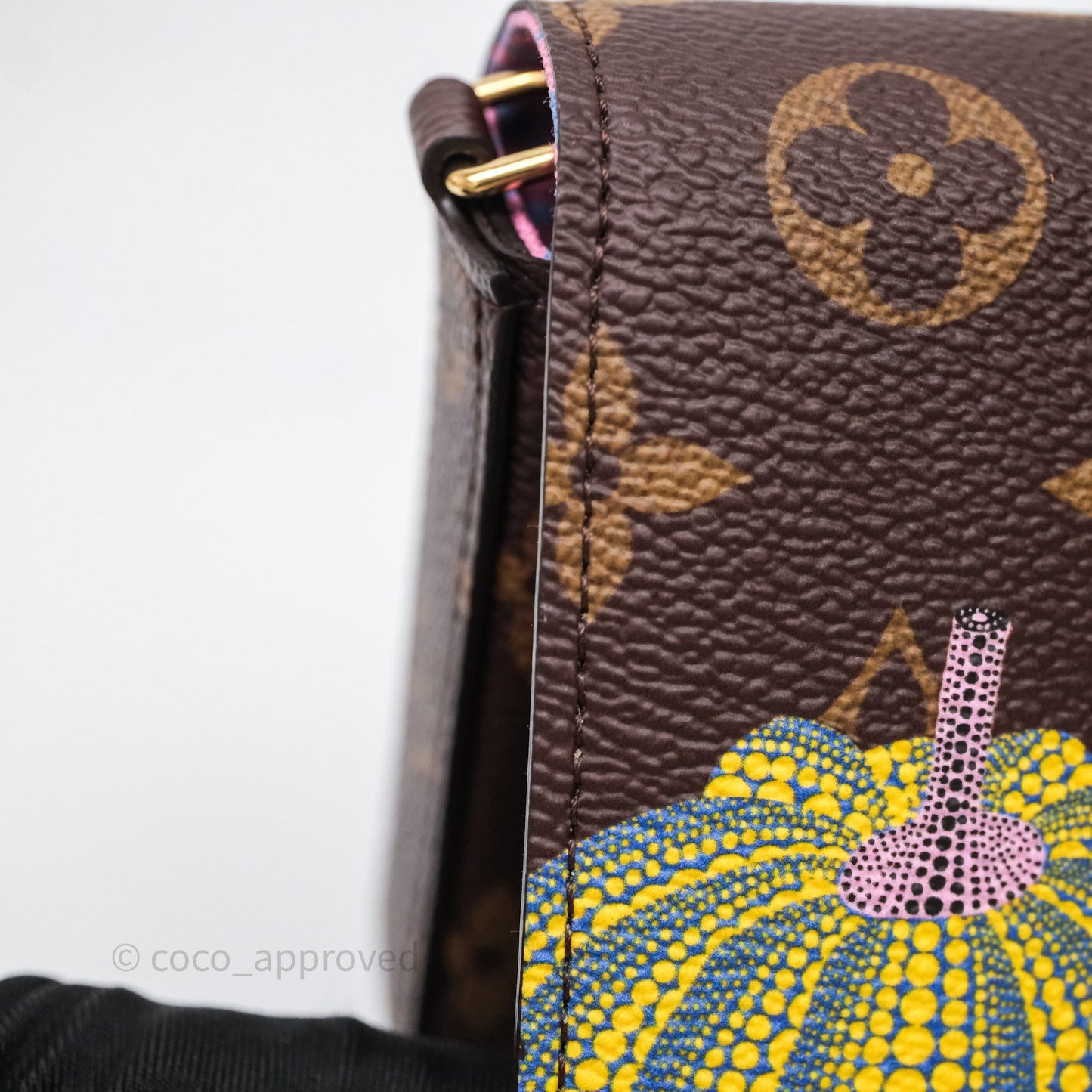 Louis Vuitton X Yayoi Kusama Pochette Felicie in Monogram Pumpkins