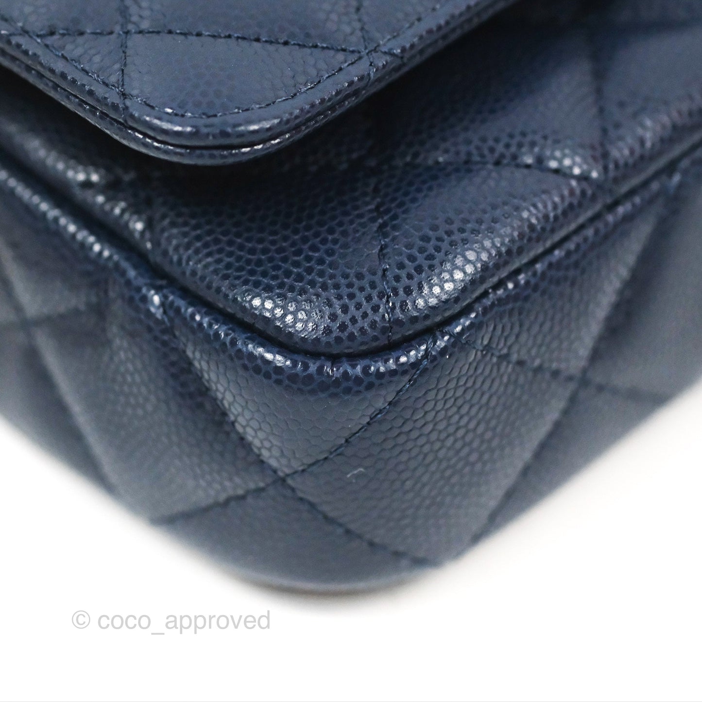 Chanel Twist Your Button Phone Bag Navy Shiny Caviar Aged Gold Hardware 22A