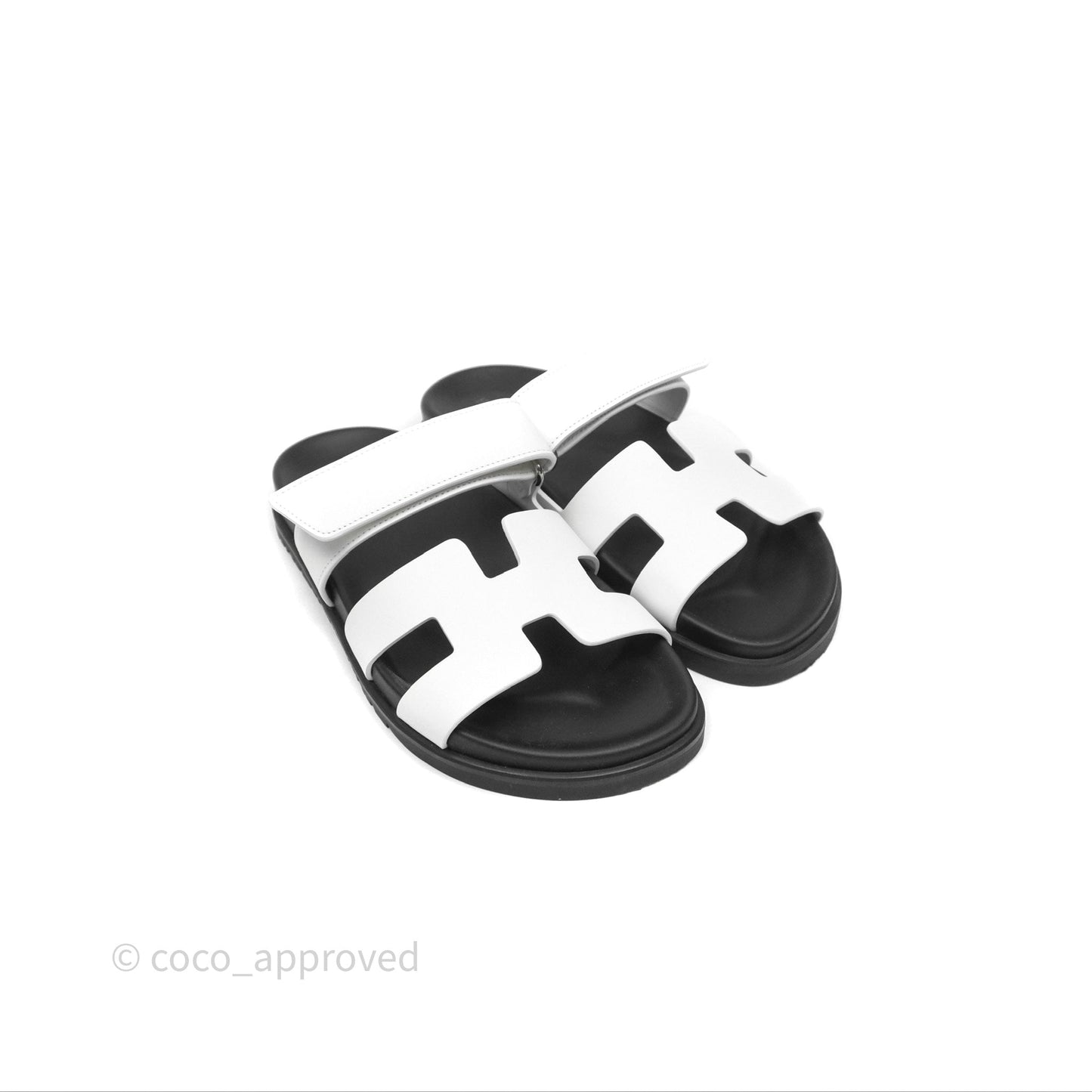 Hermès Chypre Sandal Calfskin Black/White Size 36