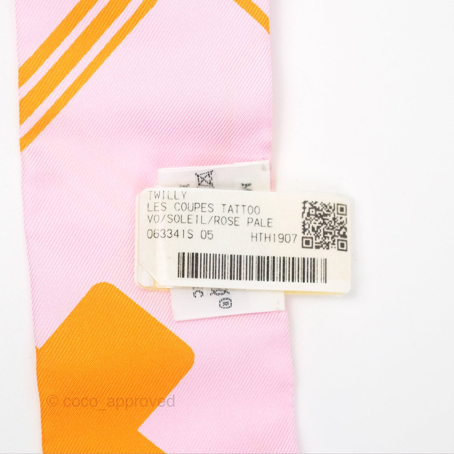 Hermès Les Coupes Tattoo Silk Twilly