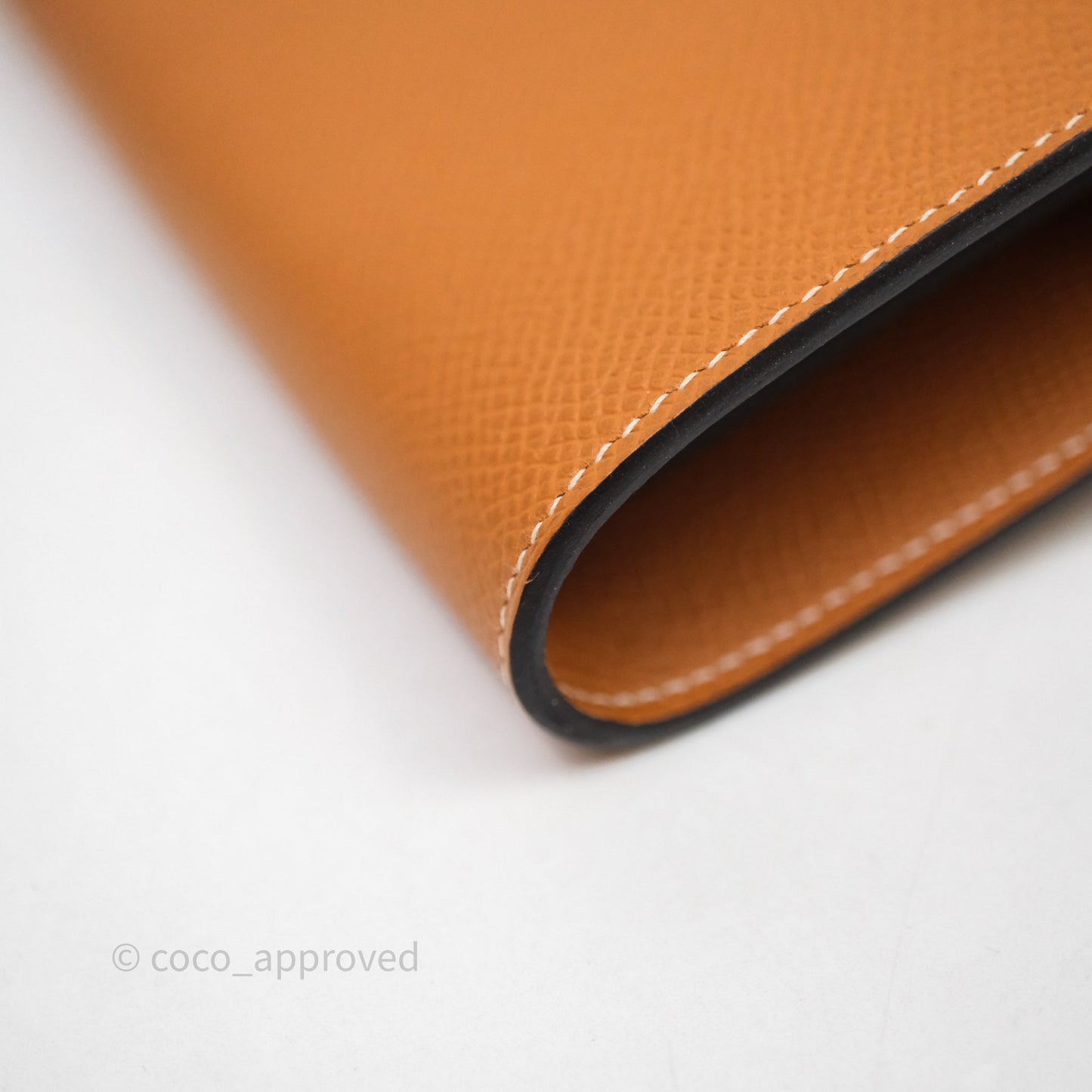 Hermès Kelly To Go Wallet Toffee 1H Epsom Gold Hardware