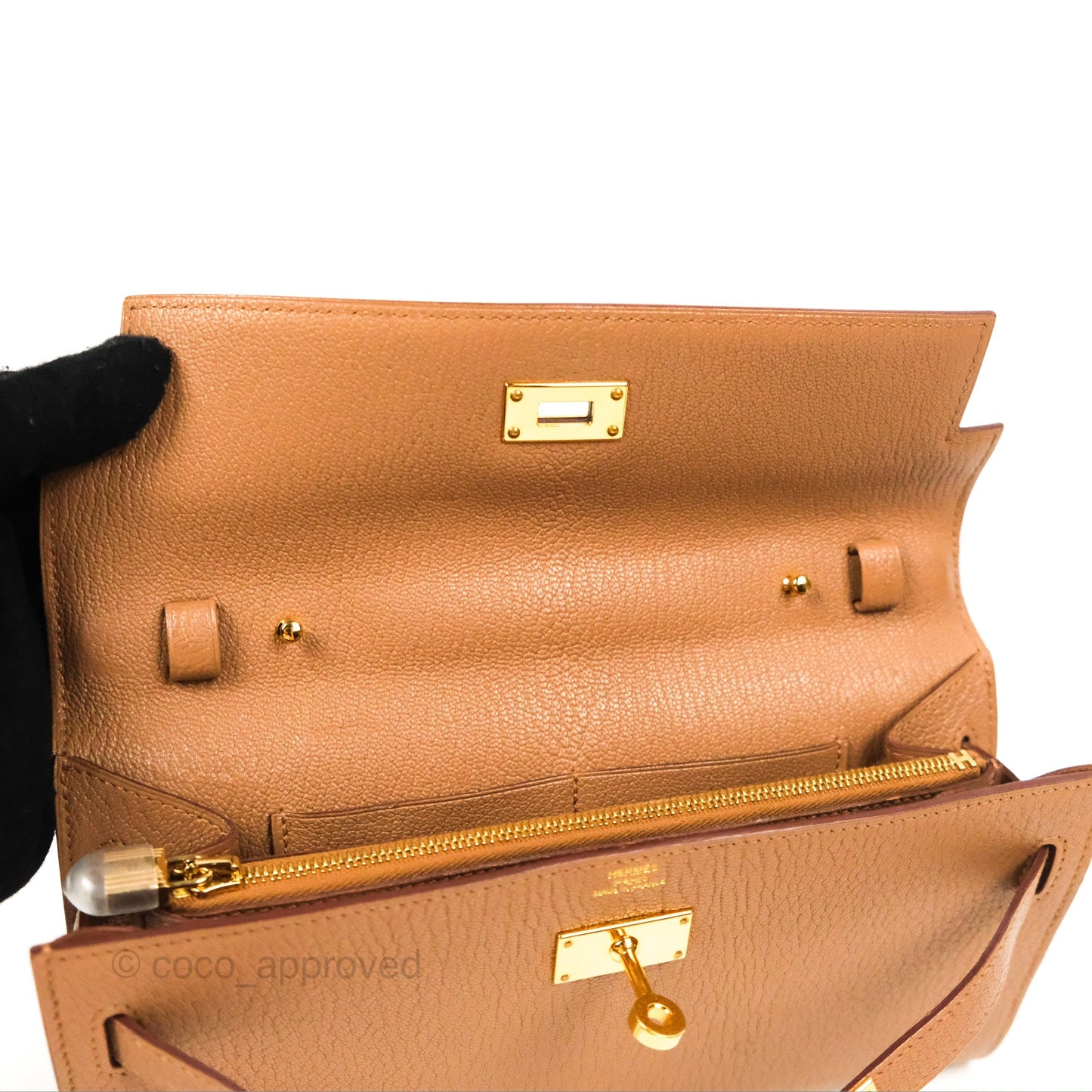 Hermès Kelly To Go Wallet Quebracho Chevre Mysore Gold Hardware