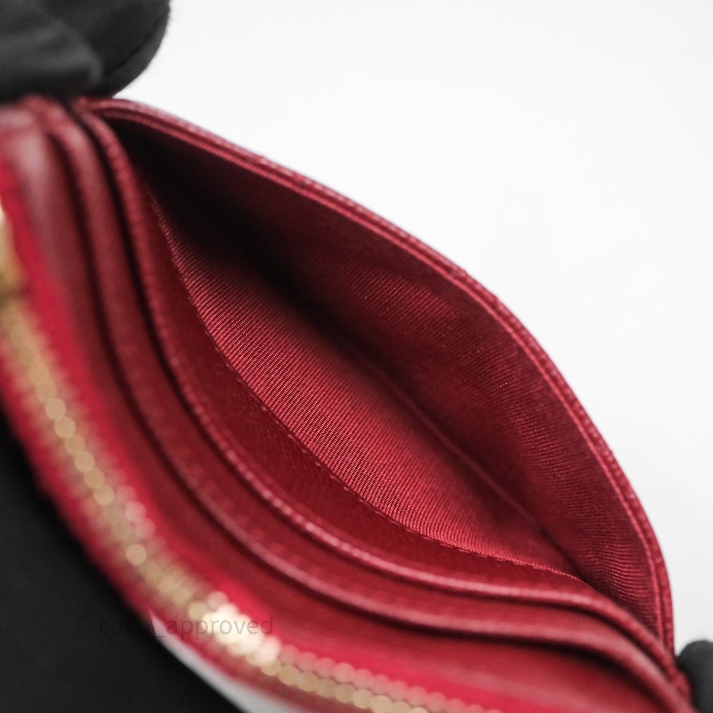 Chanel Classic Caviar Zipped Card Holder Burgundy Gold Hardware