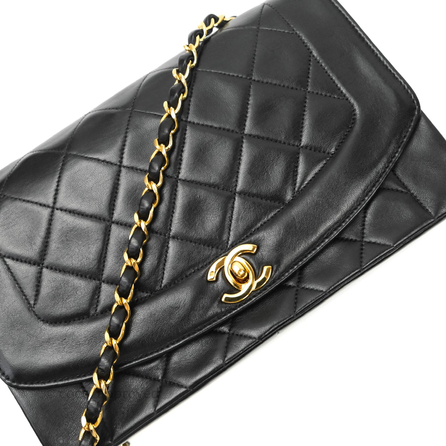Chanel Black Quilted Lambskin Medium Vintage Classic Diana Flap Bag