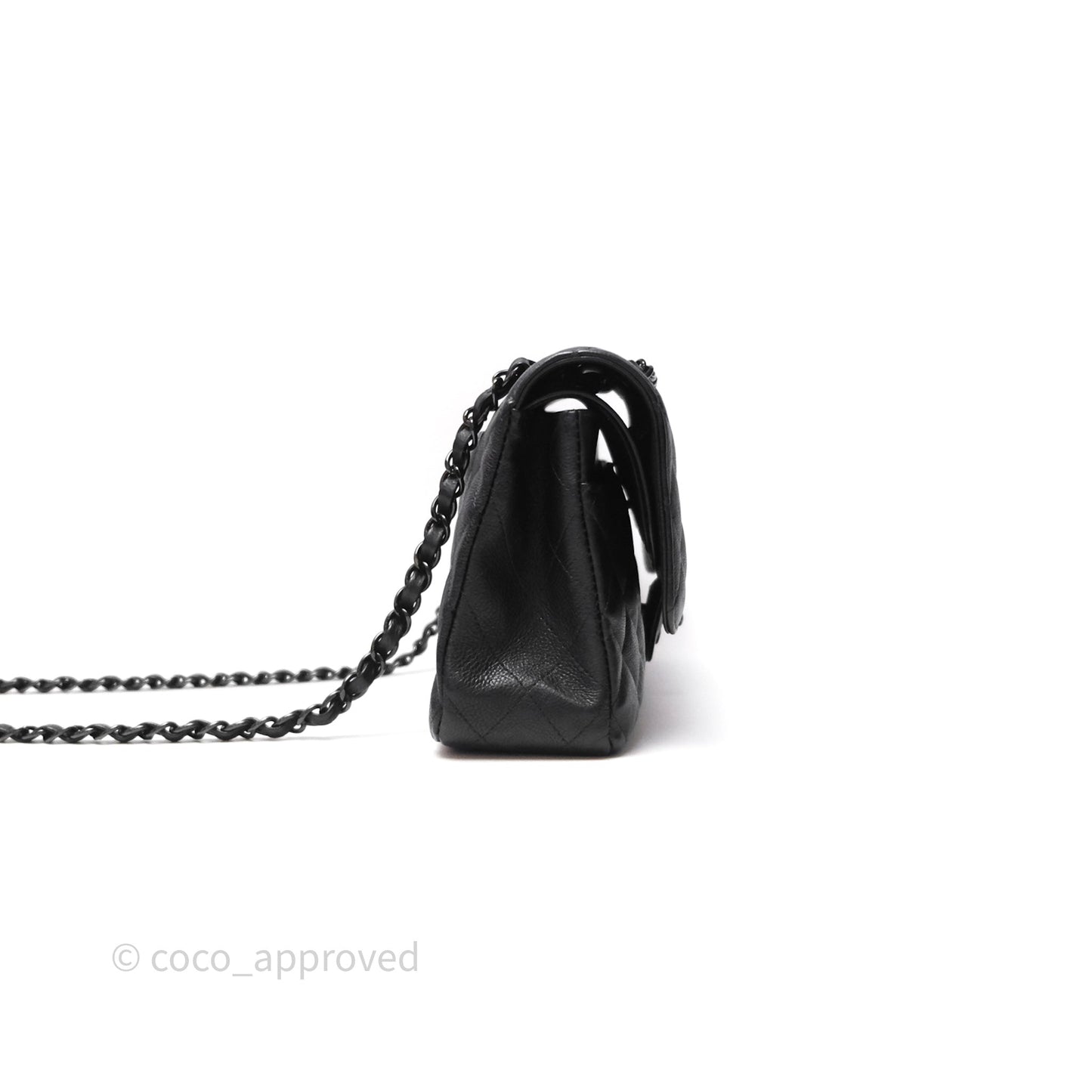 Chanel Classic Quilted M/L Medium Double Flap So Black Calfskin
