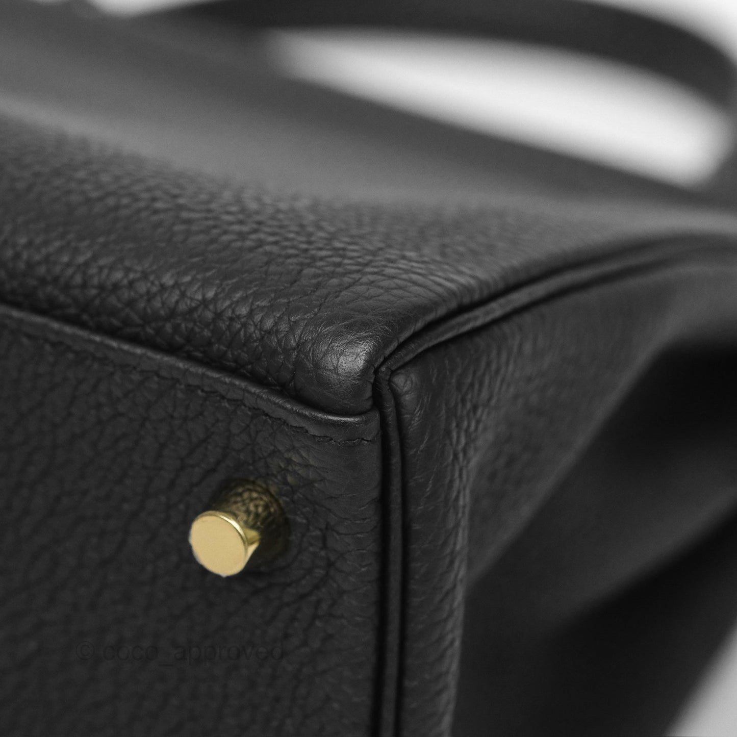 Hermès Kelly 28 Retourne Noir Black 89 Clemence Gold Hardware