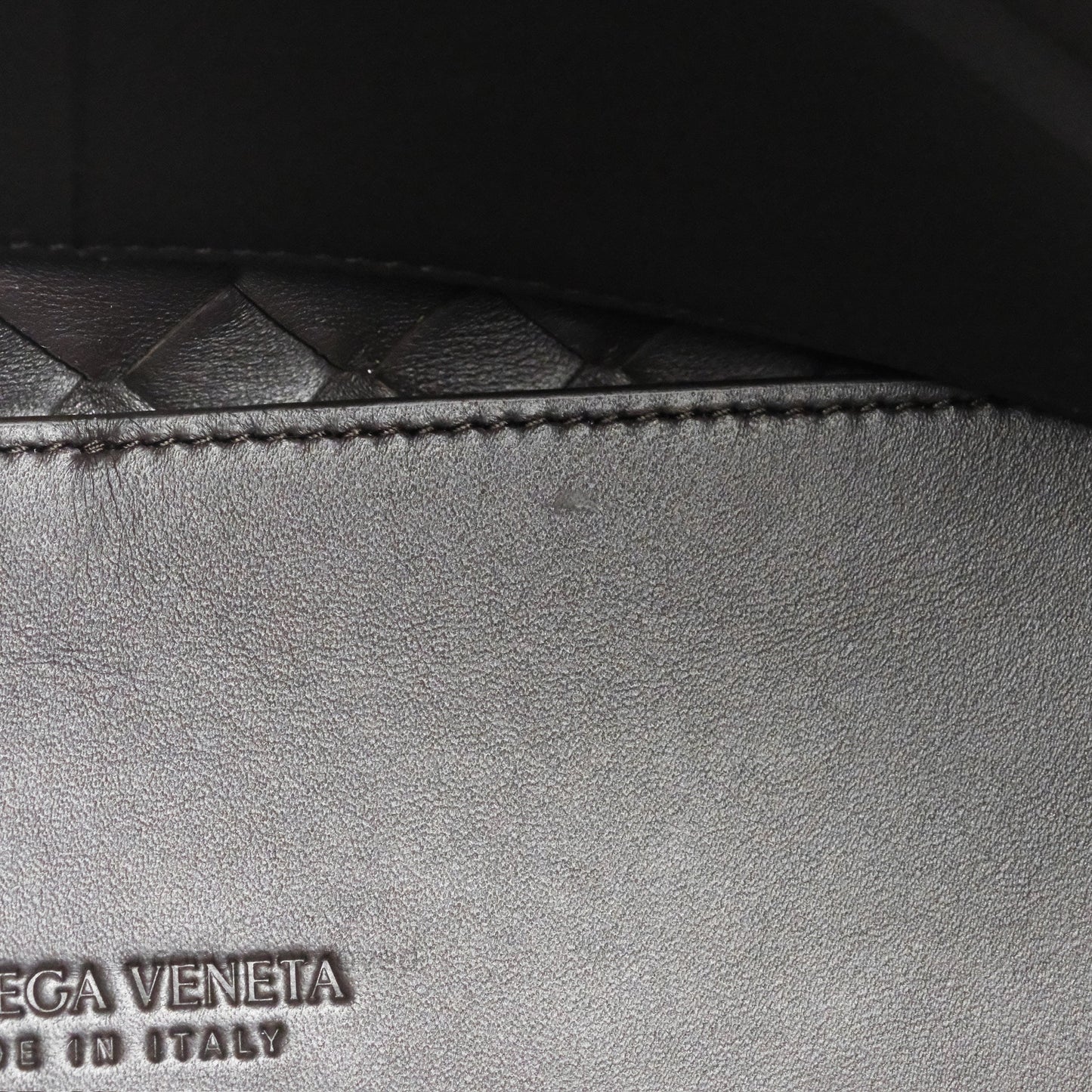 Bottega Veneta Medium Andiamo Bag Fondant Brown Intrecciato Lambskin