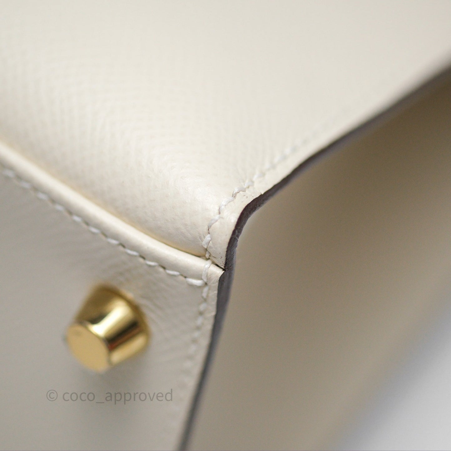 Hermès HSS Sellier Kelly 28 Craie 10 / Amber 9D Epsom Brushed Gold Hardware
