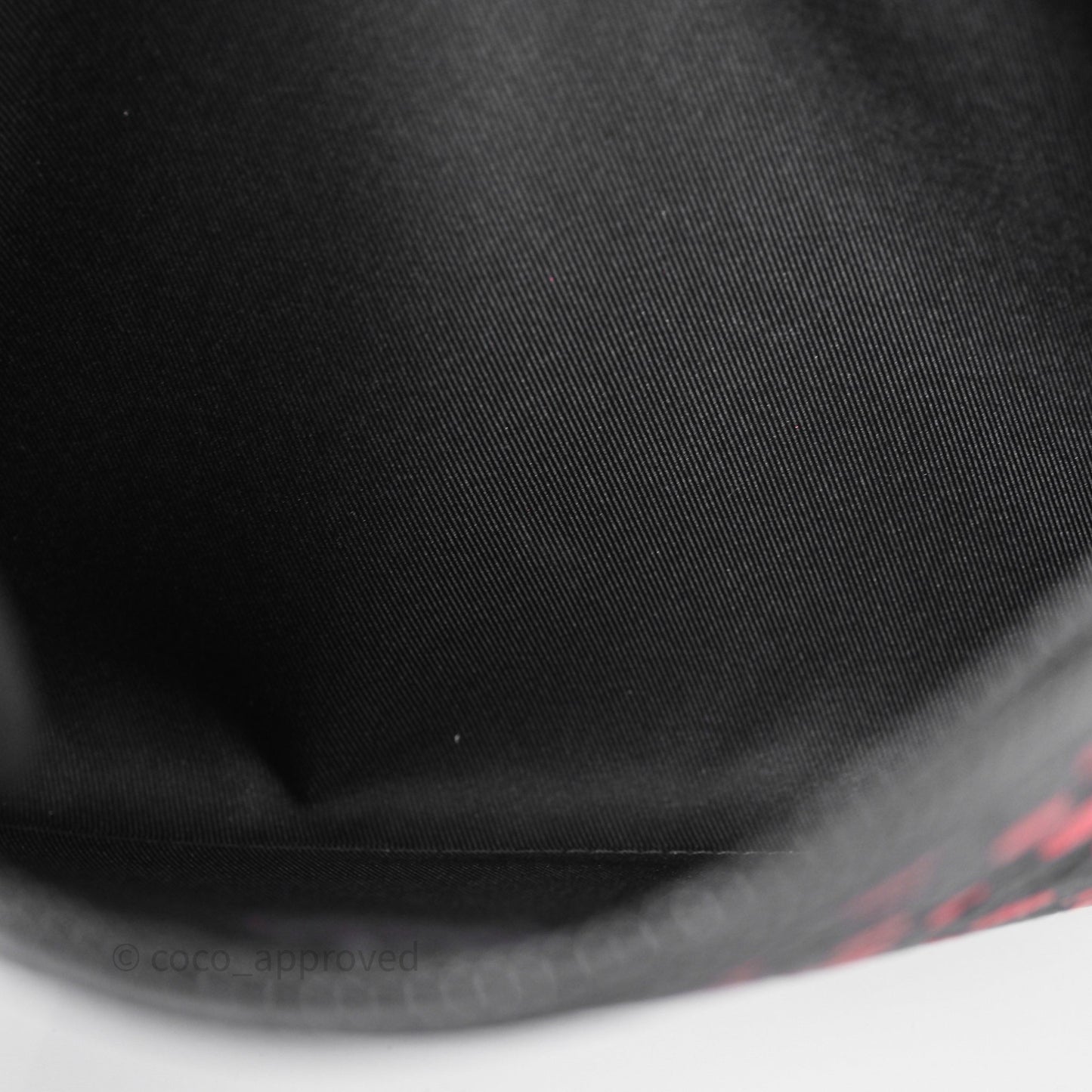 Louis Vuitton x Yayoi Kusama Pochette To Go Infinity Dots Monogram Taurillon Black Red