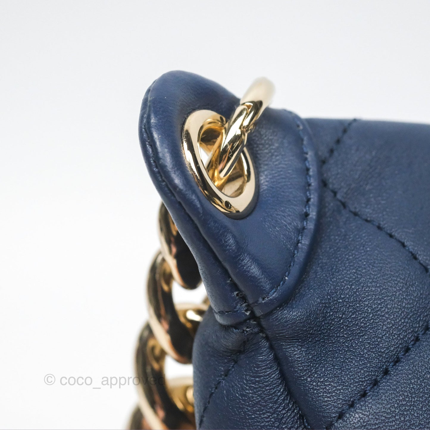 Chanel Resin Bi-Color Chain Belt Bag Navy Lambskin Gold Hardware
