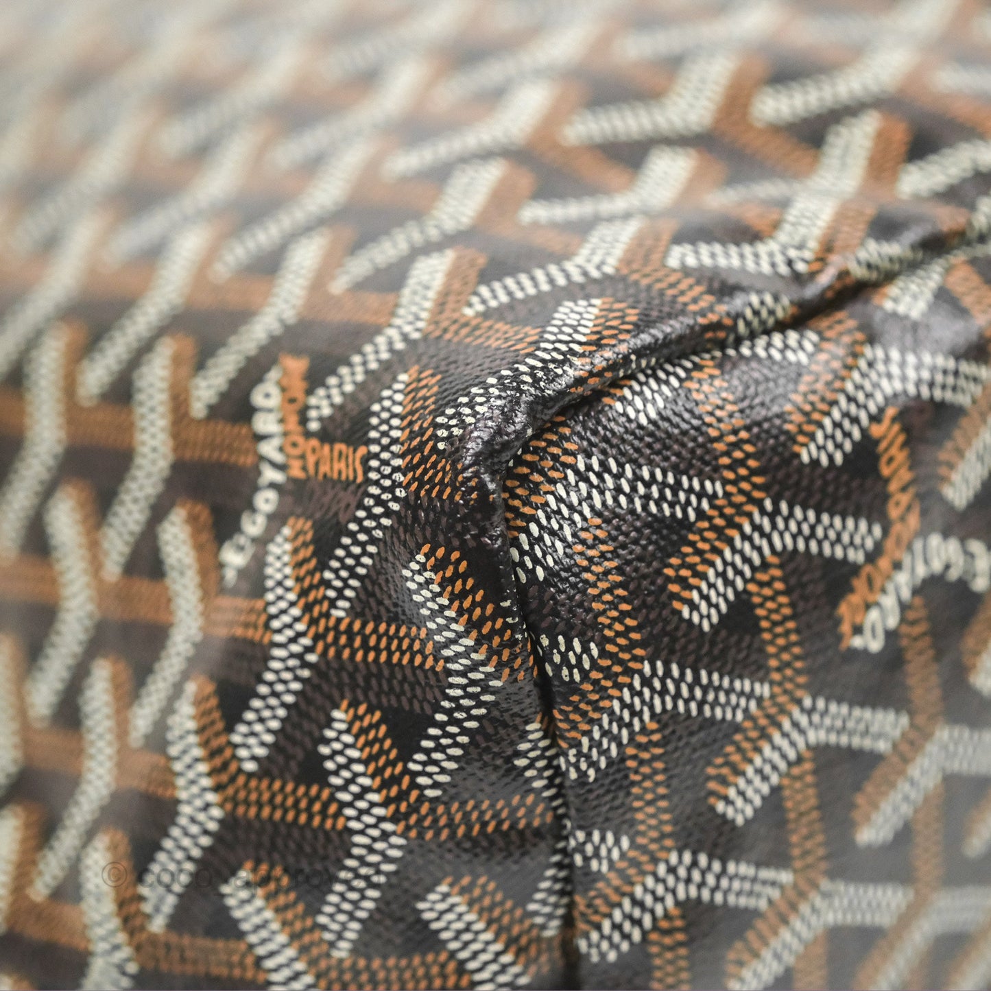 Goyard Saint Louis Black Goyardine Canvas PM⁣⁣⁣⁣⁣⁣⁣⁣⁣⁣⁣⁣⁣⁣⁣⁣⁣⁣⁣⁣