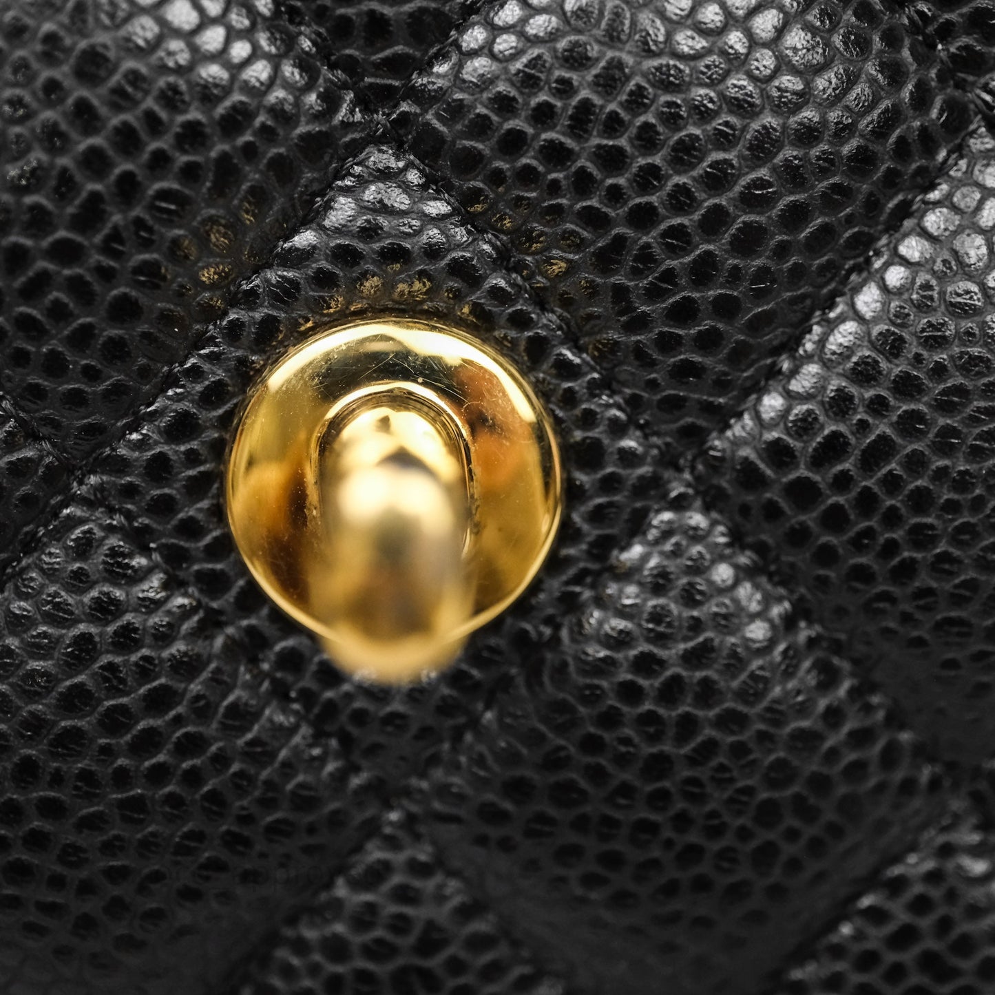 Chanel Classic M/L Medium Flap Quilted Black Caviar Gold Hardware