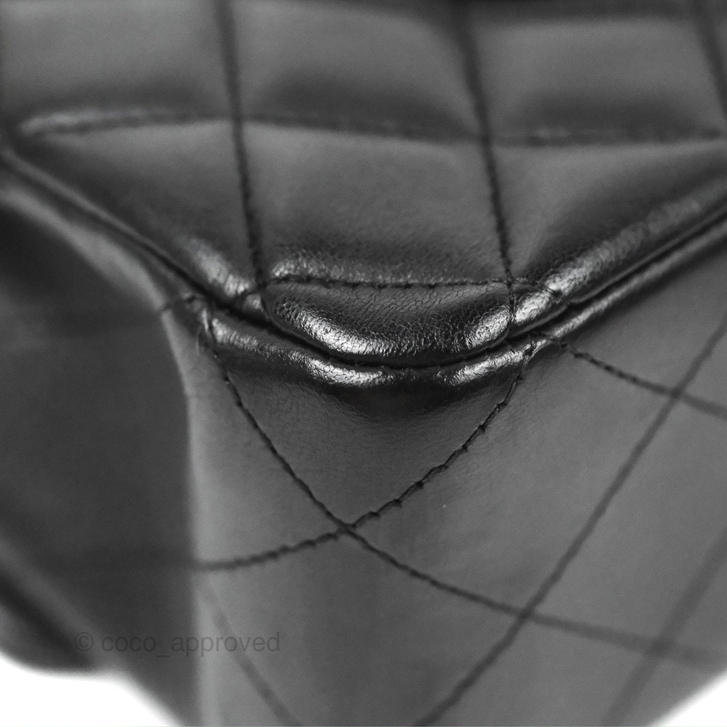 Chanel Classic M/L Medium Flap Quilted Black Lambskin Gold Hardware