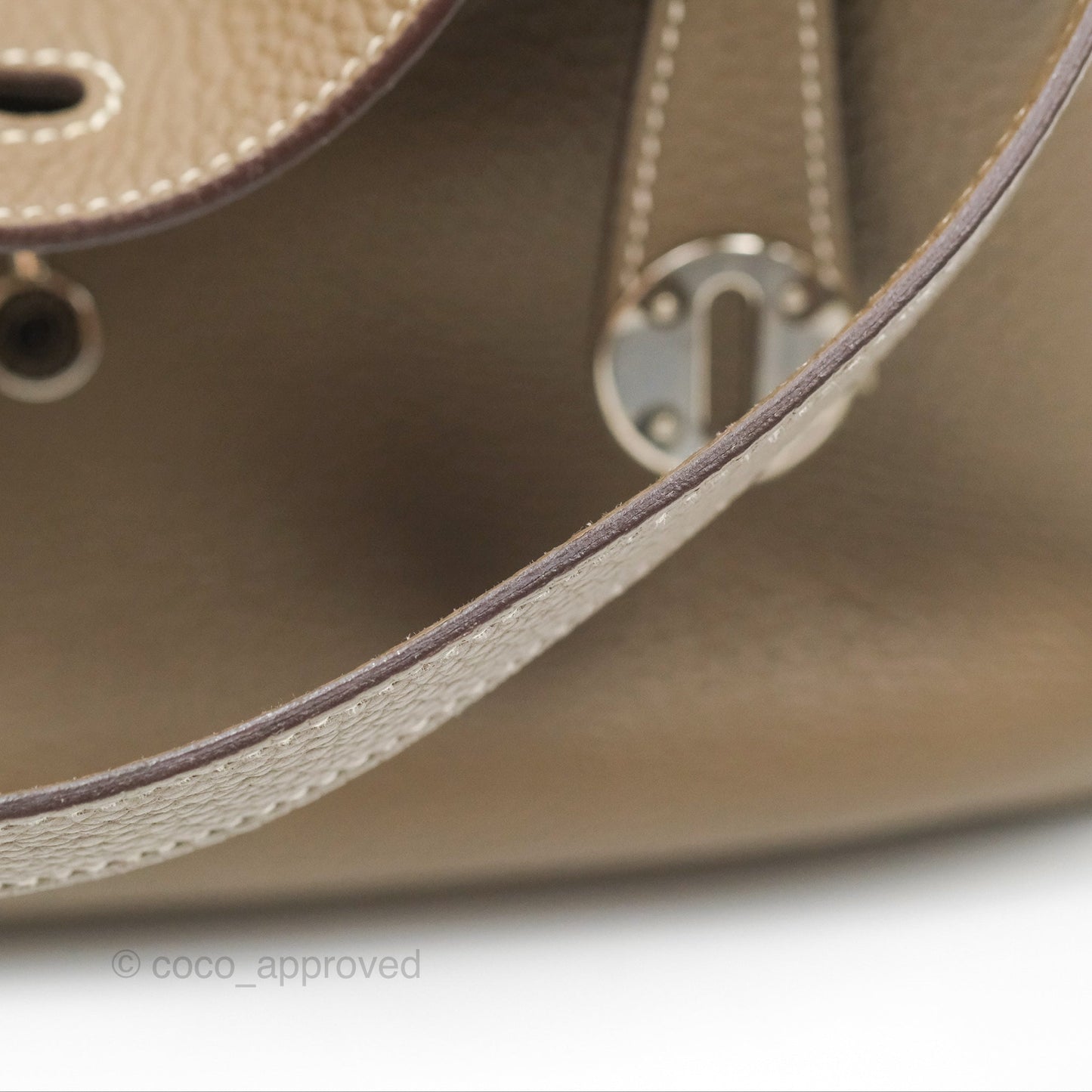 Hermès Lindy 26 Etoupe Clemence Palladium Hardware