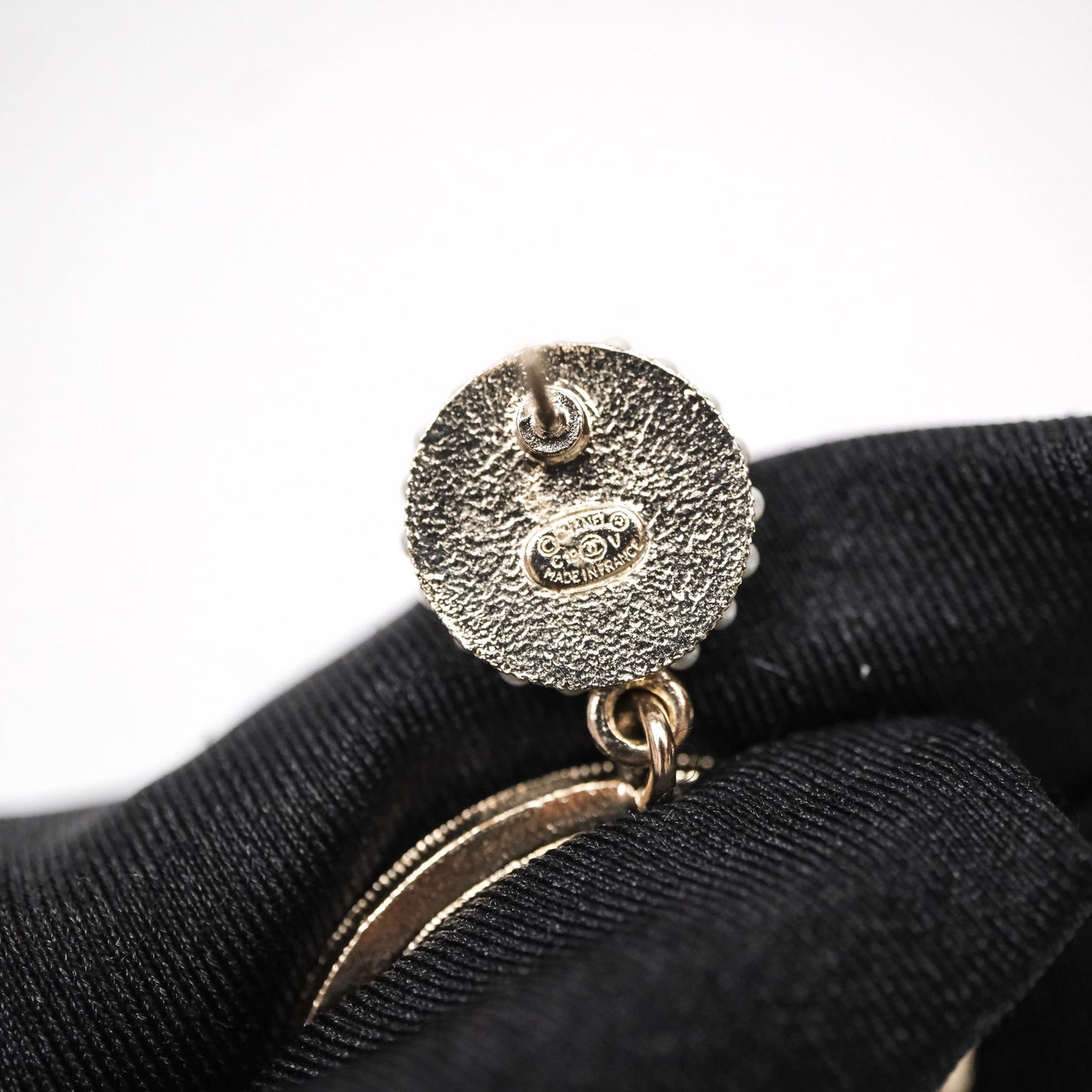 Chanel Pearl CC Round Drop Earrings Gold Tone 19V