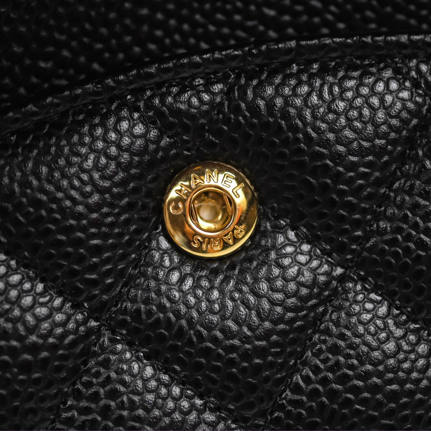 Chanel Classic M/L Medium Flap Quilted Black Caviar Gold Hardware