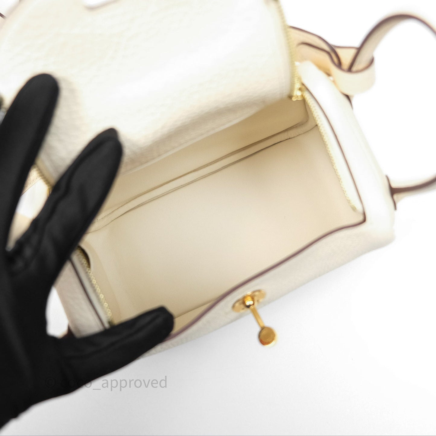 Hermès Mini Lindy 20 Nata I2 Clemence Gold Hardware