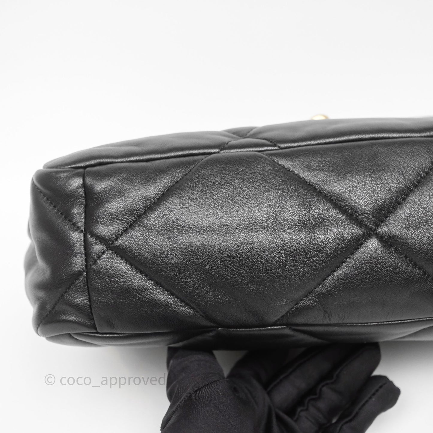 Chanel 19 Medium Black Mixed Hardware