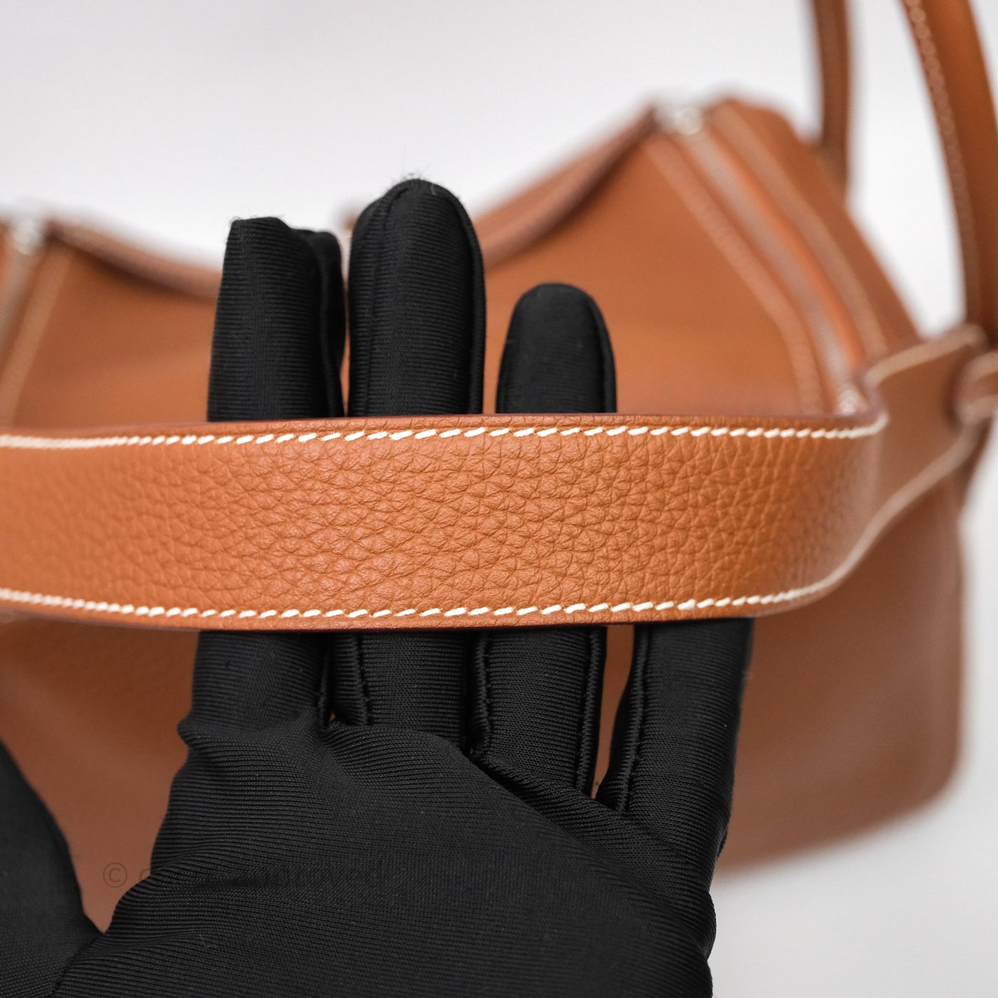 Hermès Lindy 26 Gold Clemence Palladium Hardware