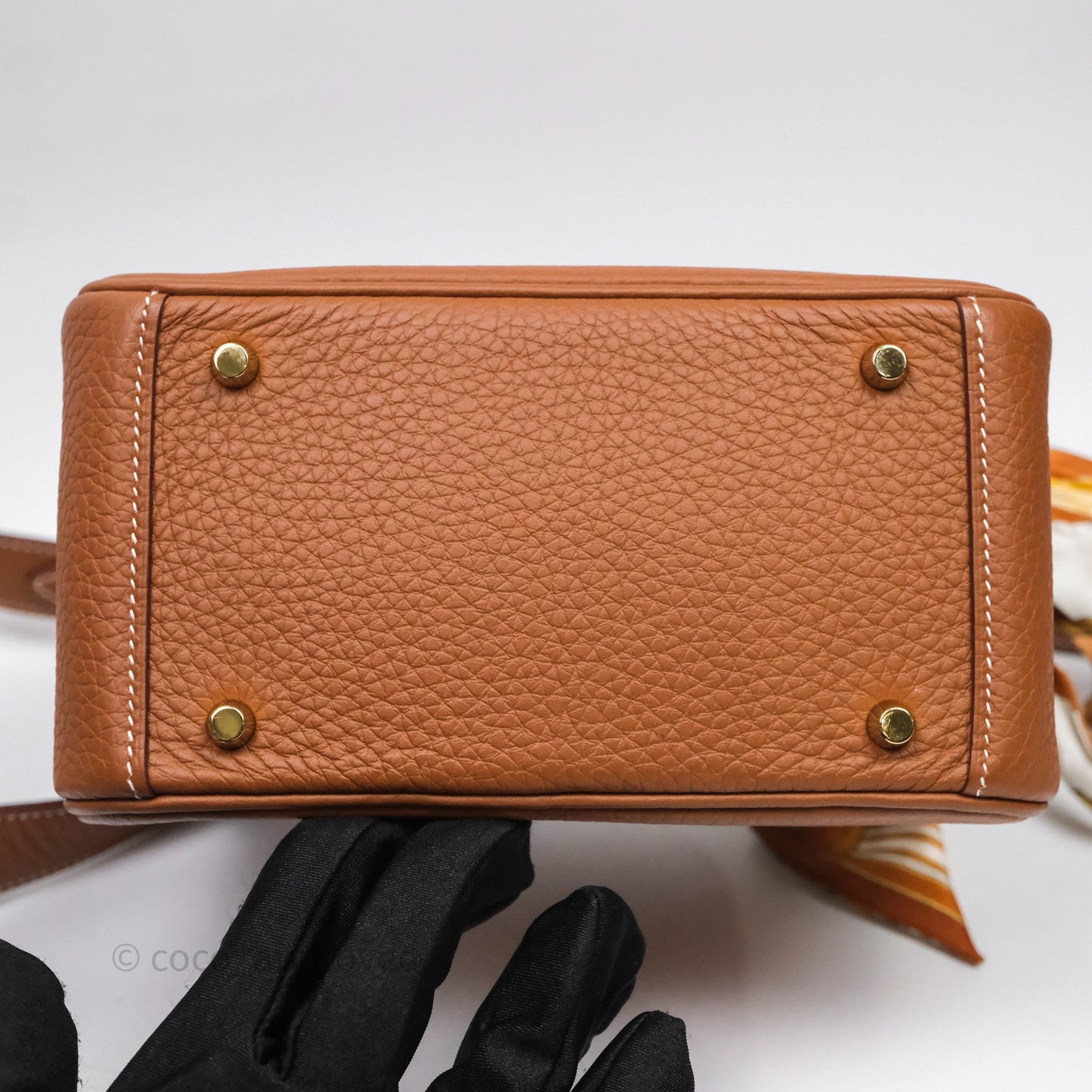 Hermès Mini Lindy 20 Gold Clemence Gold Hardware