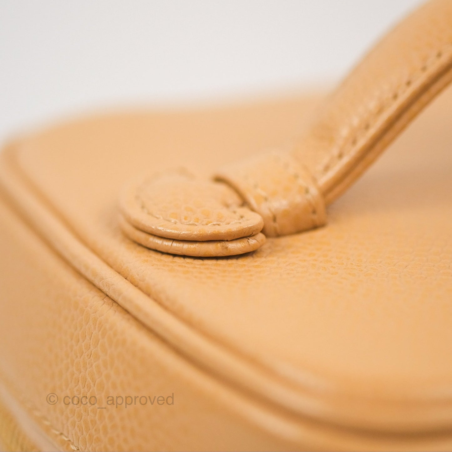 Chanel Vintage Vanity Case Beige Caviar Gold Hardware