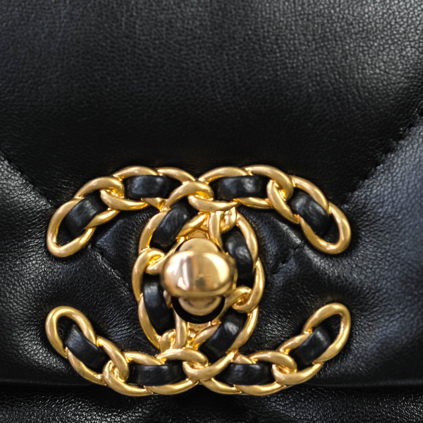 Chanel 19 Medium Black Mixed Hardware Goatskin