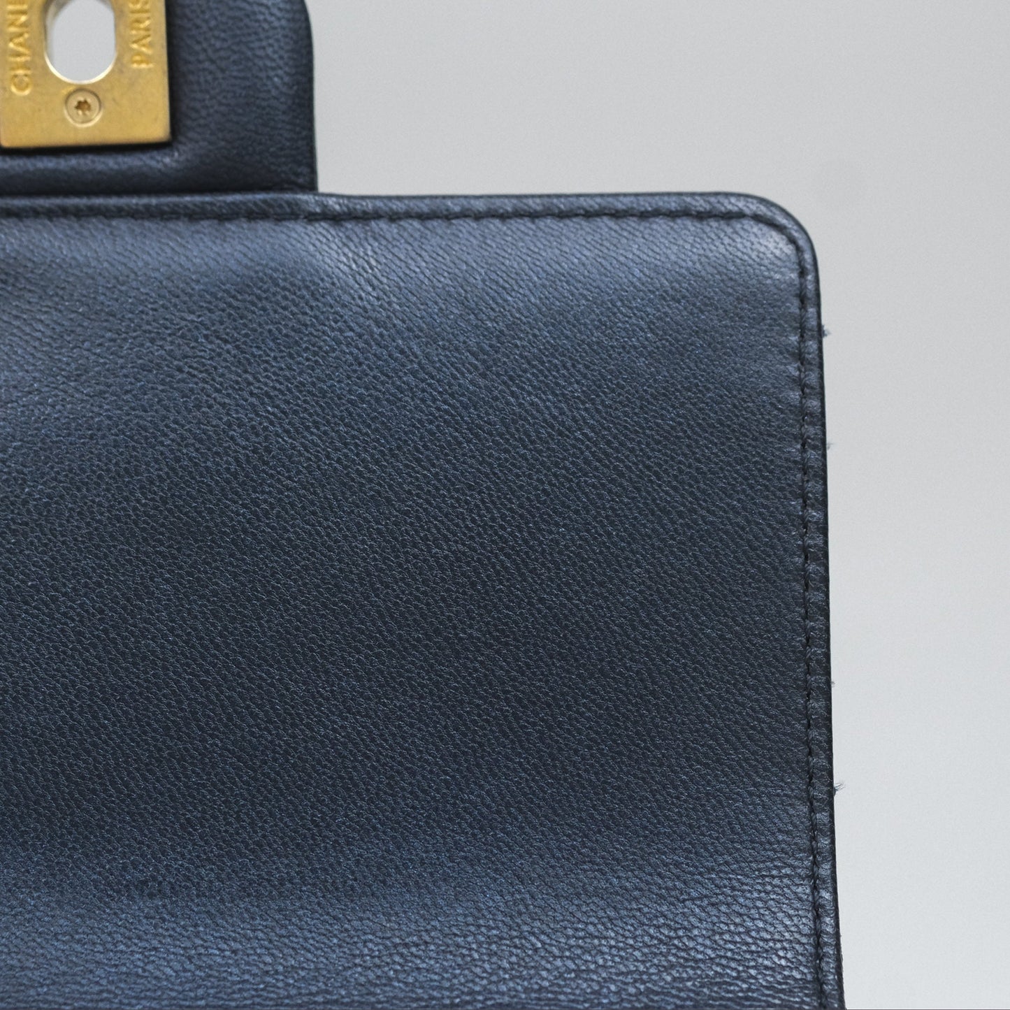Chanel Quilted Chic Pearls Flap Iridescent Navy Goatskin Aged Gold Hardware