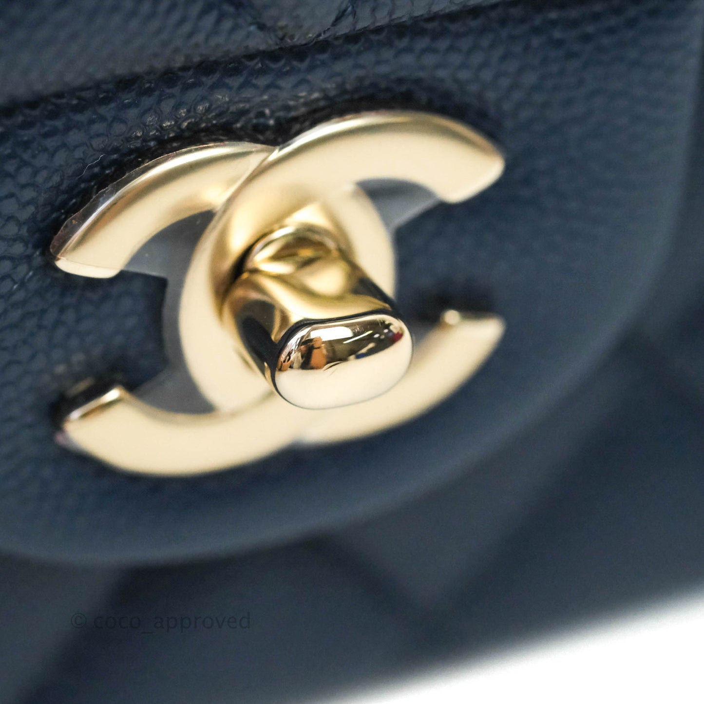 Chanel Quilted M/L Medium Double Flap Navy Caviar Gold Hardware 17B