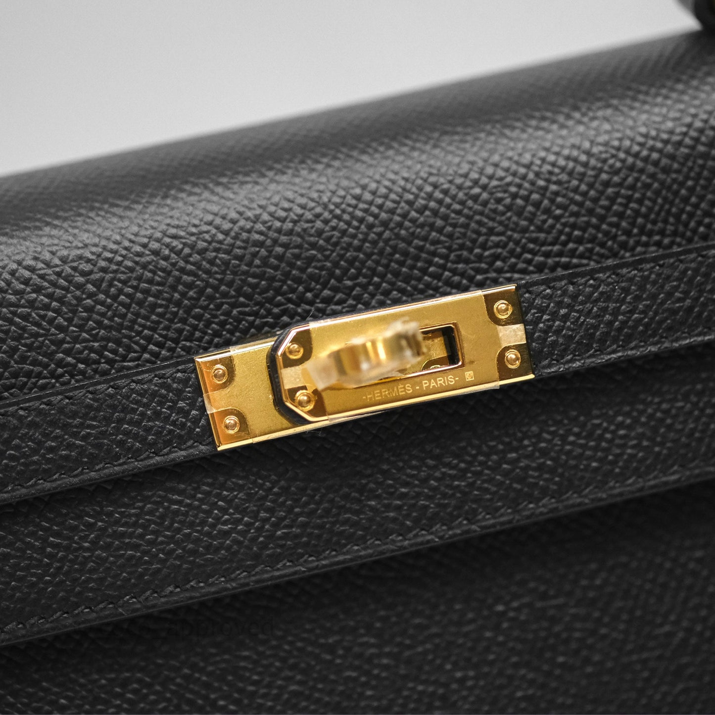 Hermès Sellier Kelly 25 Black Noir 89 Epsom Gold Hardware
