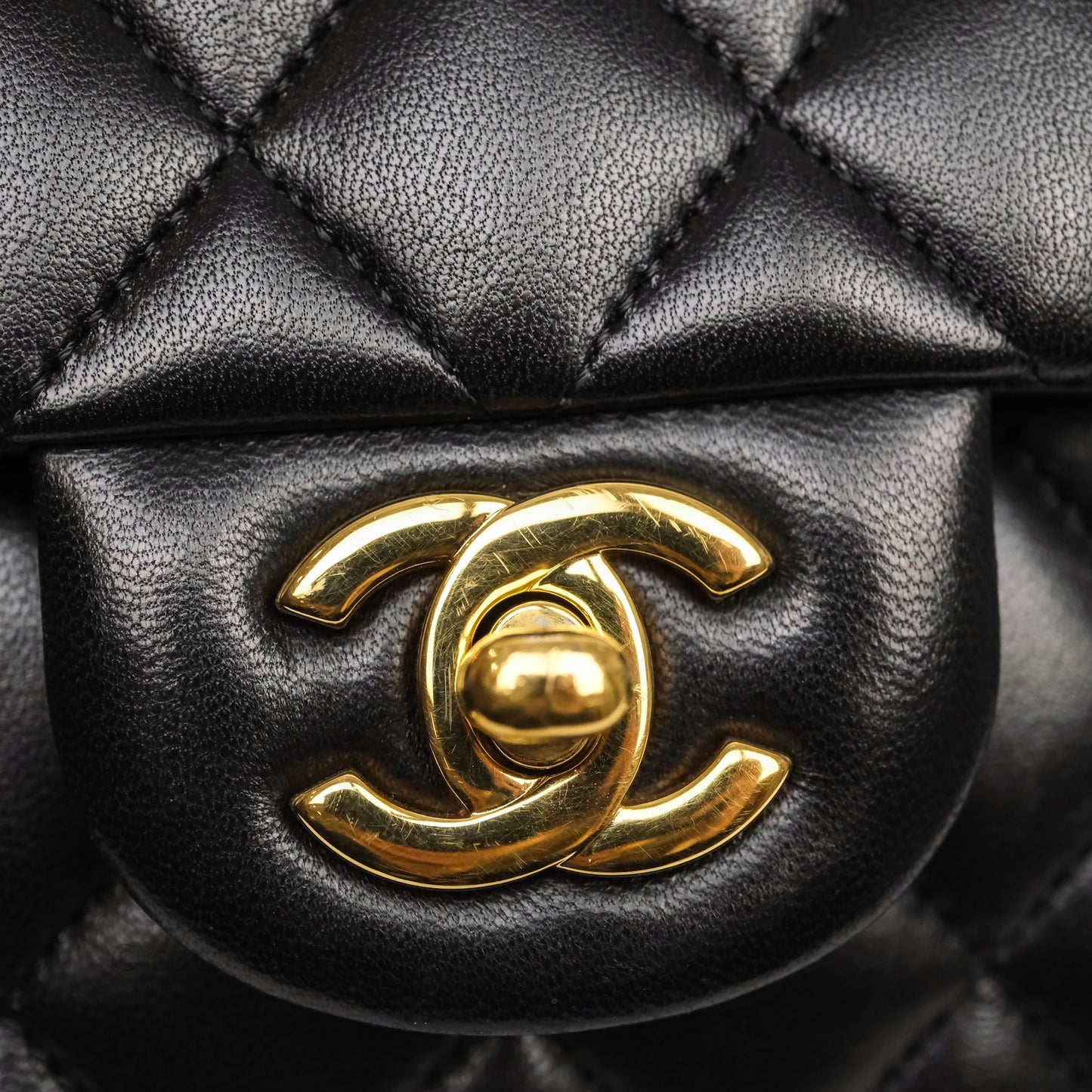 Chanel Classic M/L Medium Flap Quilted Black Lambskin Gold Hardware