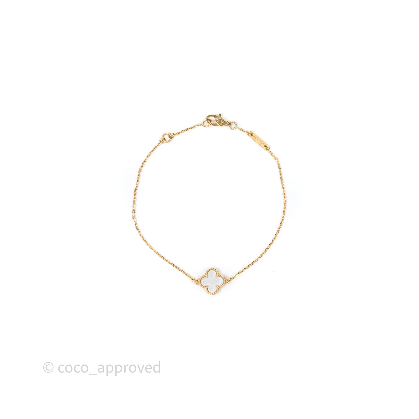 Van Cleef & Arpels Sweet Alhambra Pendant Bracelet White Mother-of-pearl Gold