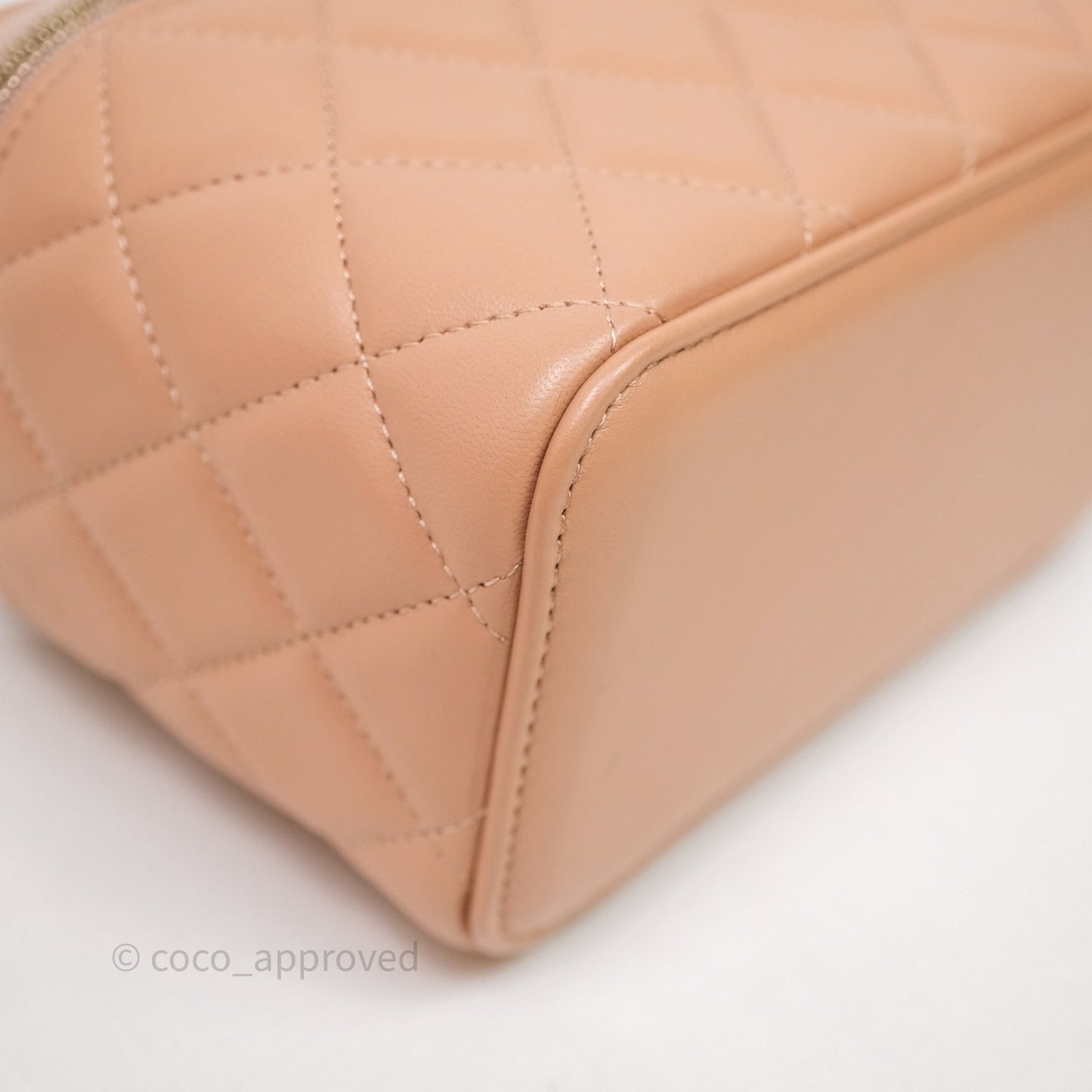 Chanel Vanity Rectangular Top Handle Beige Lambskin Aged Gold Hardware