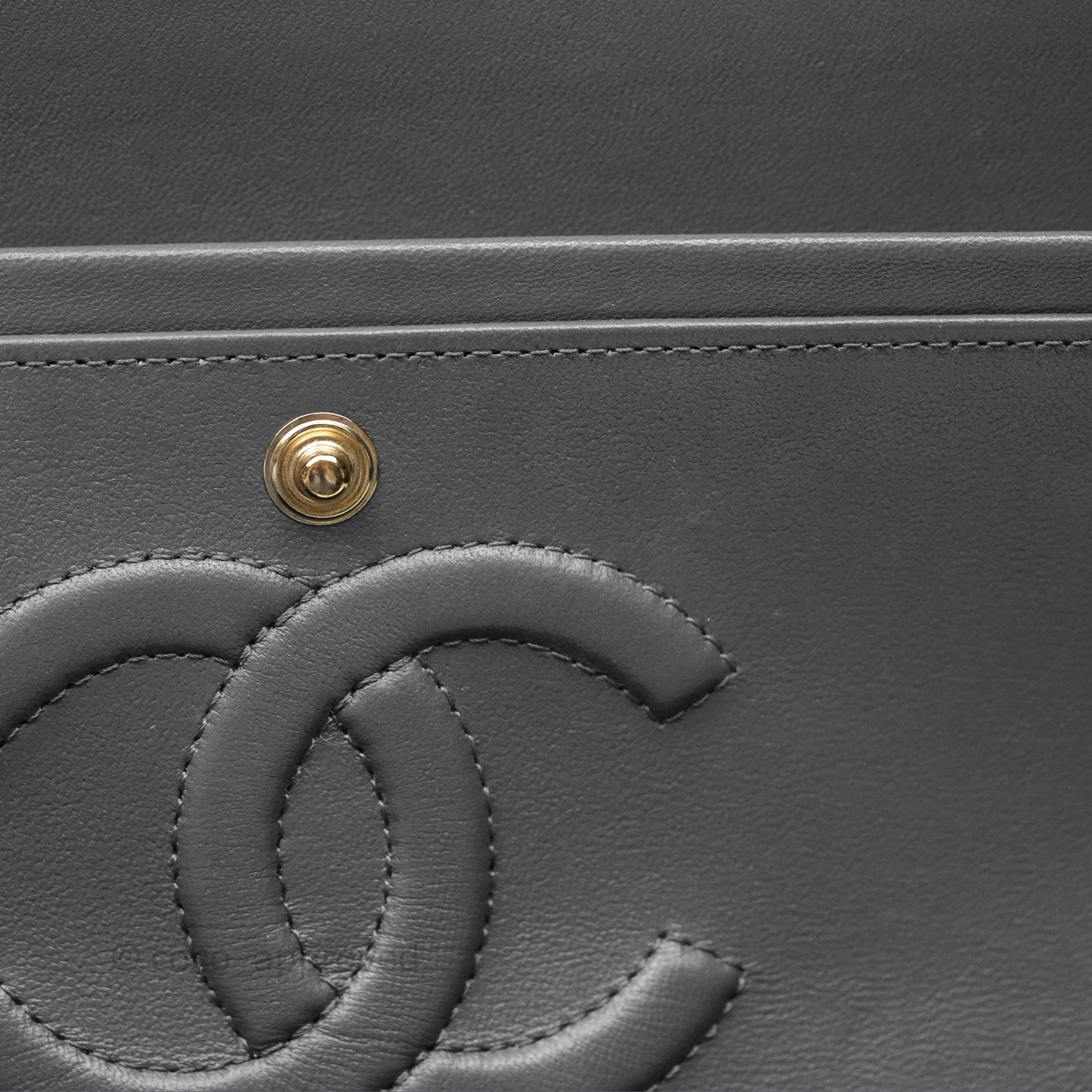 Chanel Classic M/L Medium Flap Quilted Grey Lambskin Gold Hardware