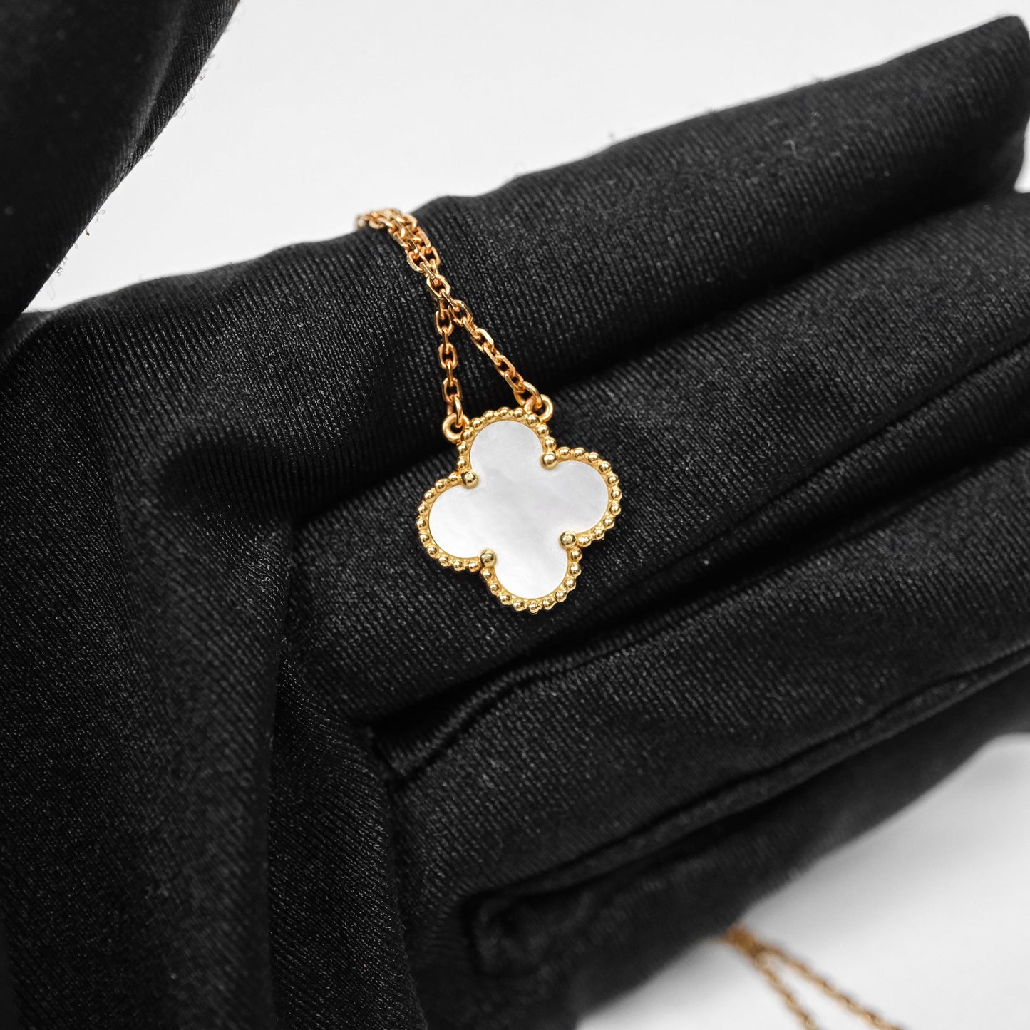Van Cleef & Arpels Vintage Alhambra Pendant Necklace White Mother-of-pearl Yellow Gold
