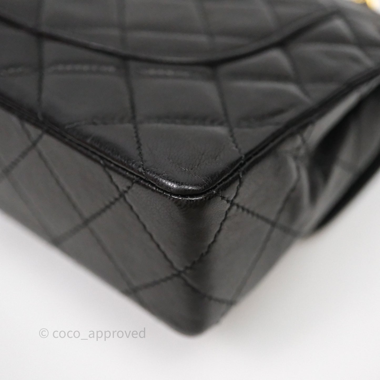 Chanel Quilted Vintage Flap Bag Lambskin Black 24K Gold Hardware