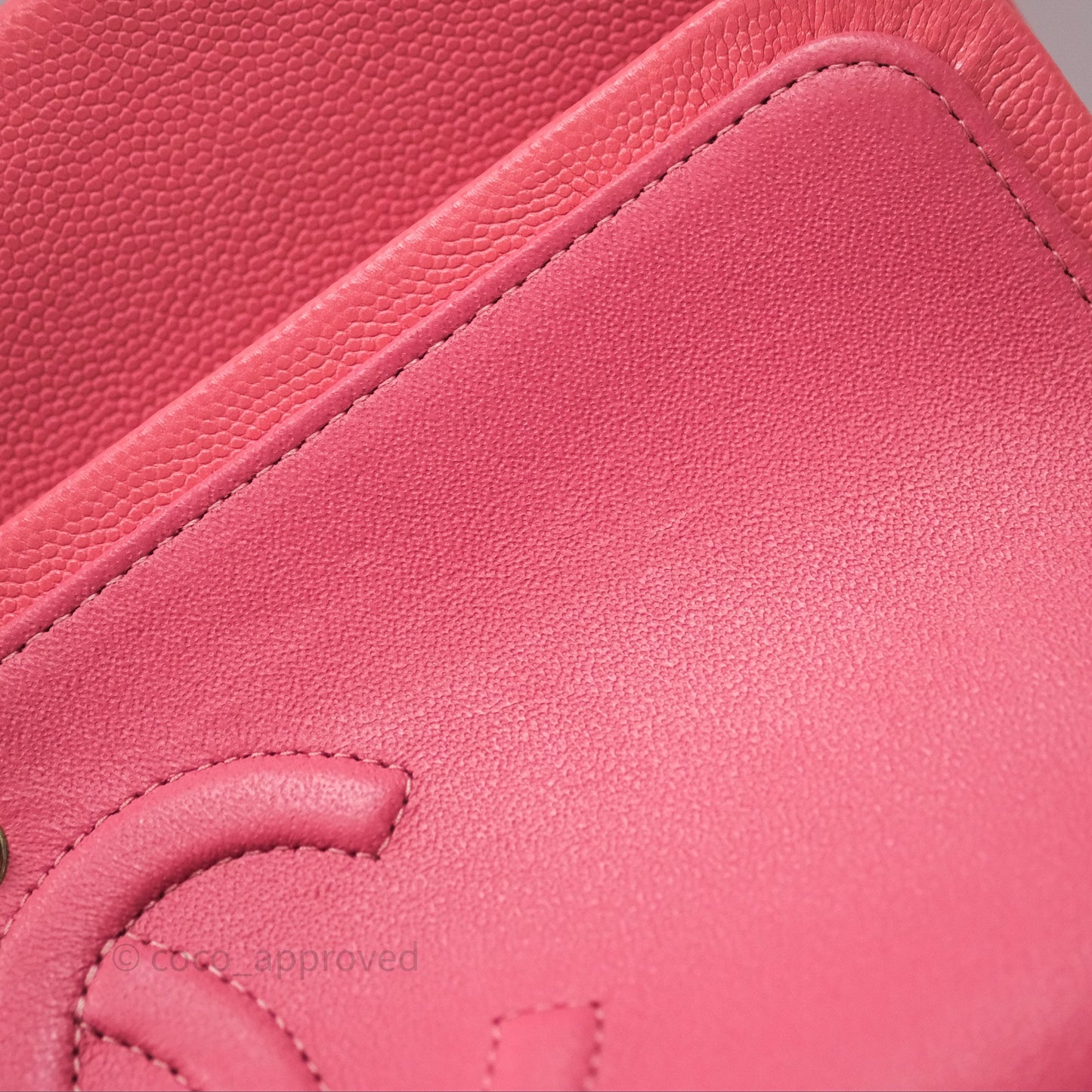 Chanel Classic M/L Medium Flap Quilted Pink Caviar Gold Hardware