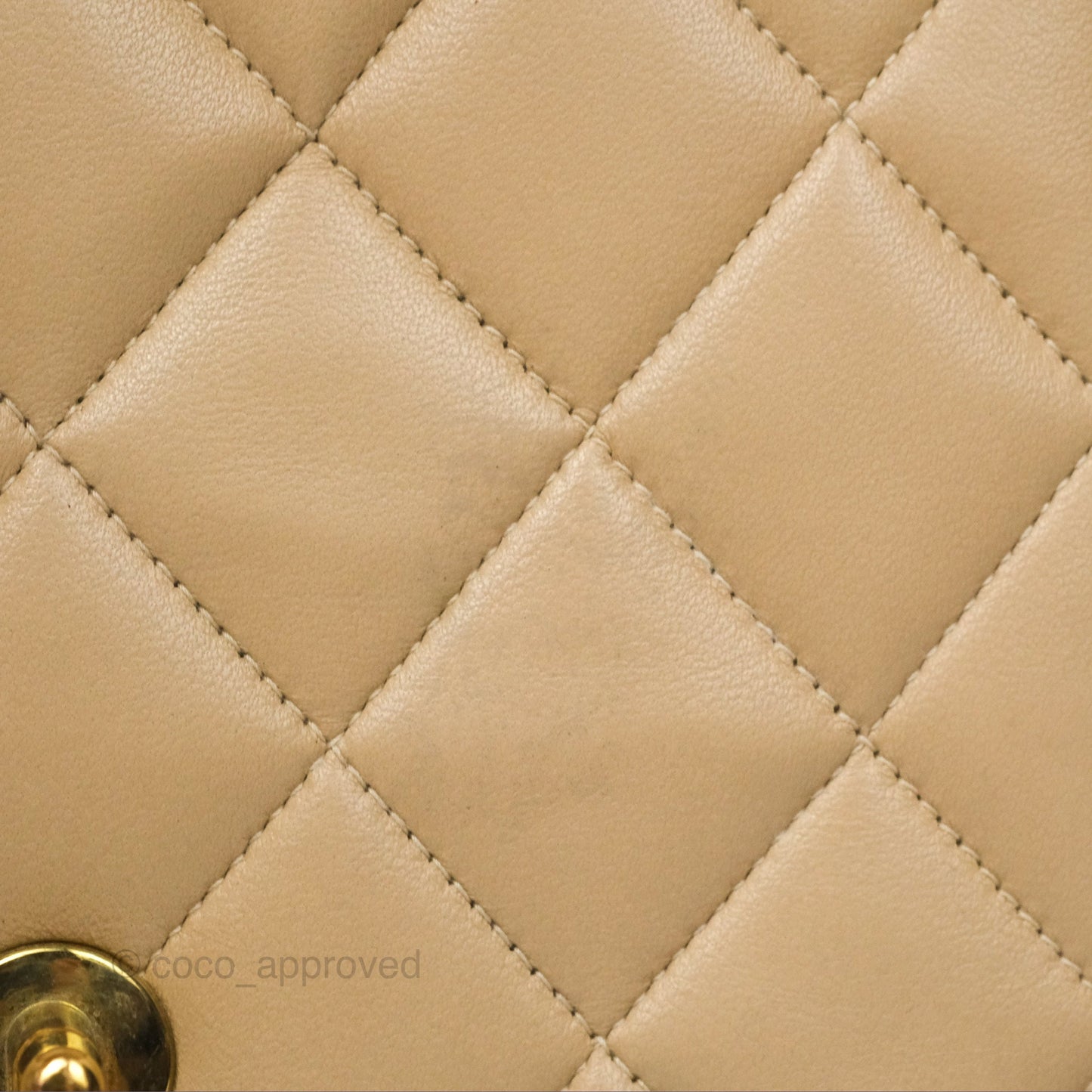 Chanel Vintage Small Quilted Classic Diana Flap Bag Beige Lambskin 24K Gold Hardware