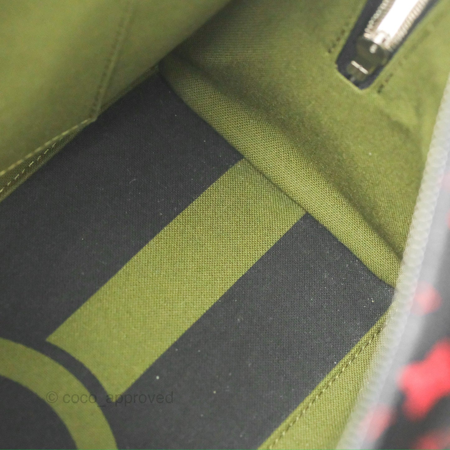 Louis Vuitton Dora Soft MM Monogram Infrarouge