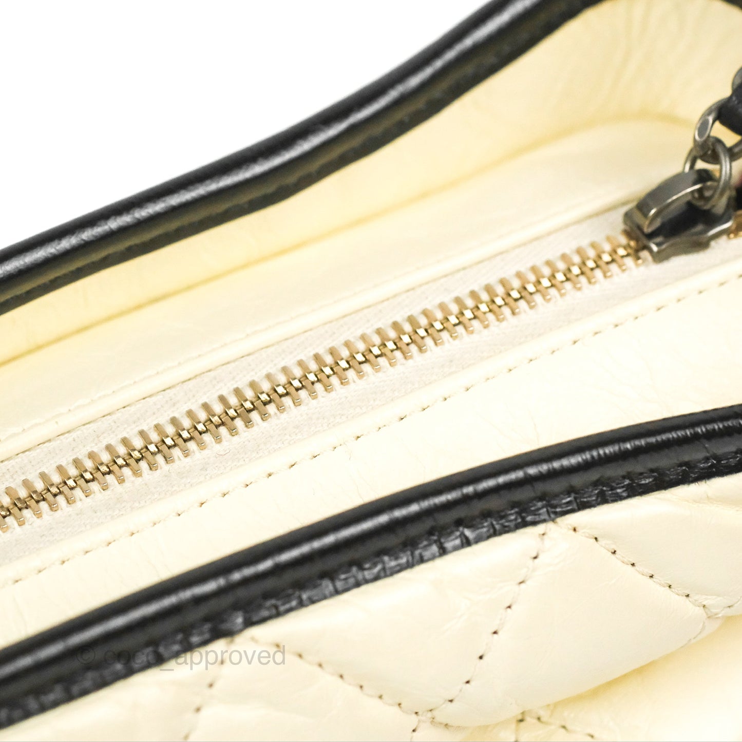 Chanel New Medium Gabrielle Hobo White/Black Aged Calfskin